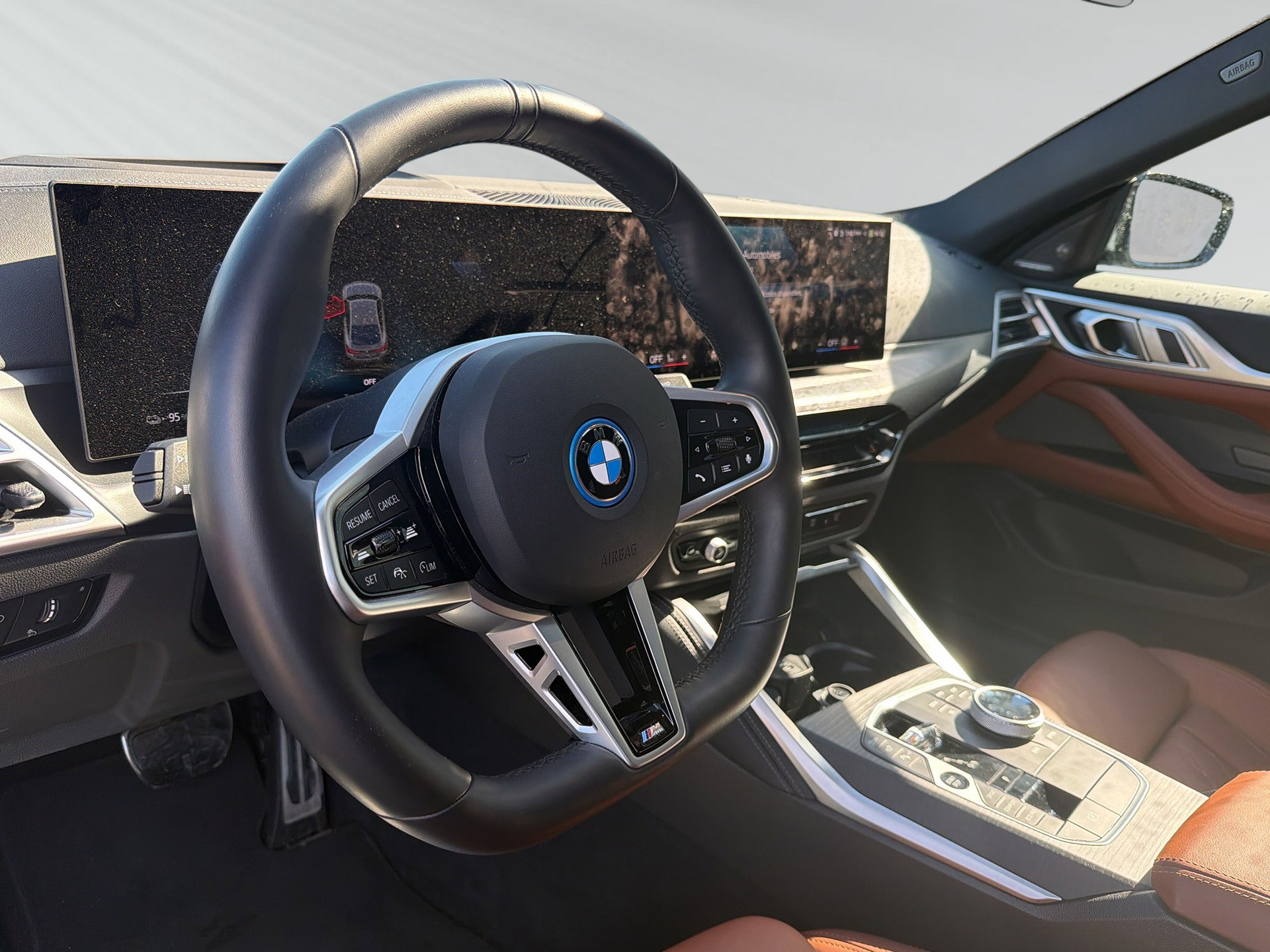 BMW i4 xDrive 40 M Sport Pro-showroom-element-3