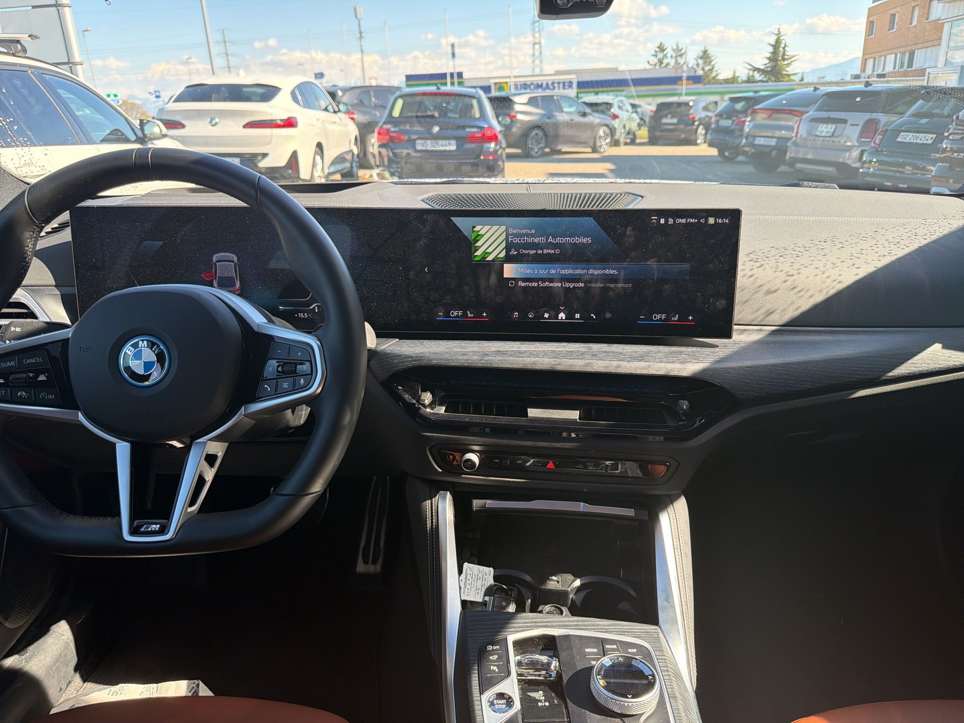 BMW i4 xDrive 40 M Sport Pro-image-9