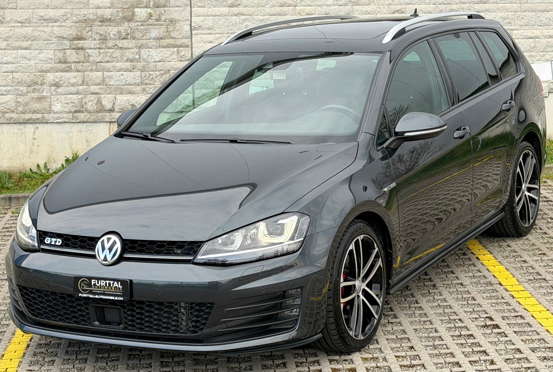 VW Golf Variant 2.0 TDI GTD DSG-image-6