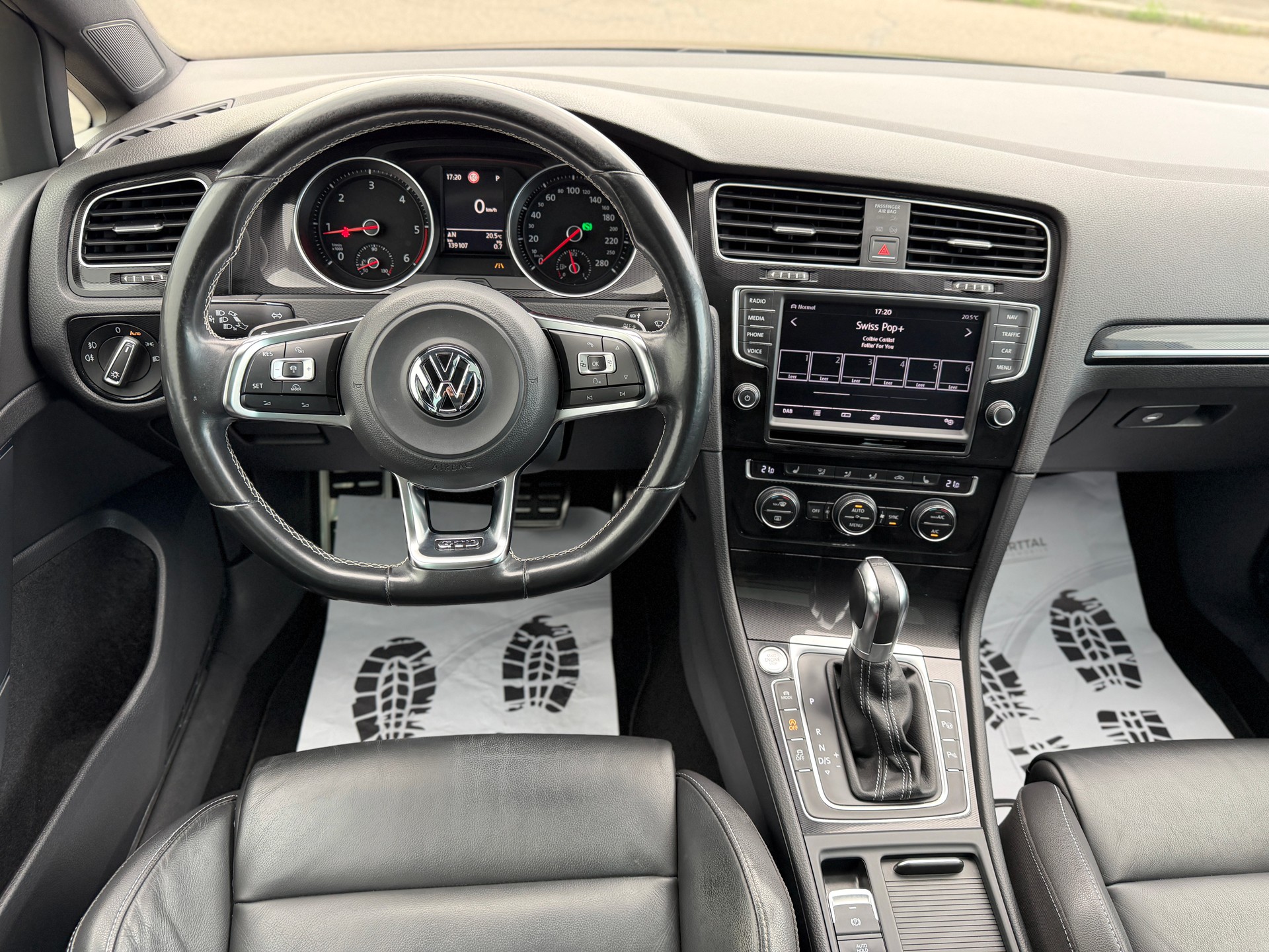 VW Golf Variant 2.0 TDI GTD DSG-image-14