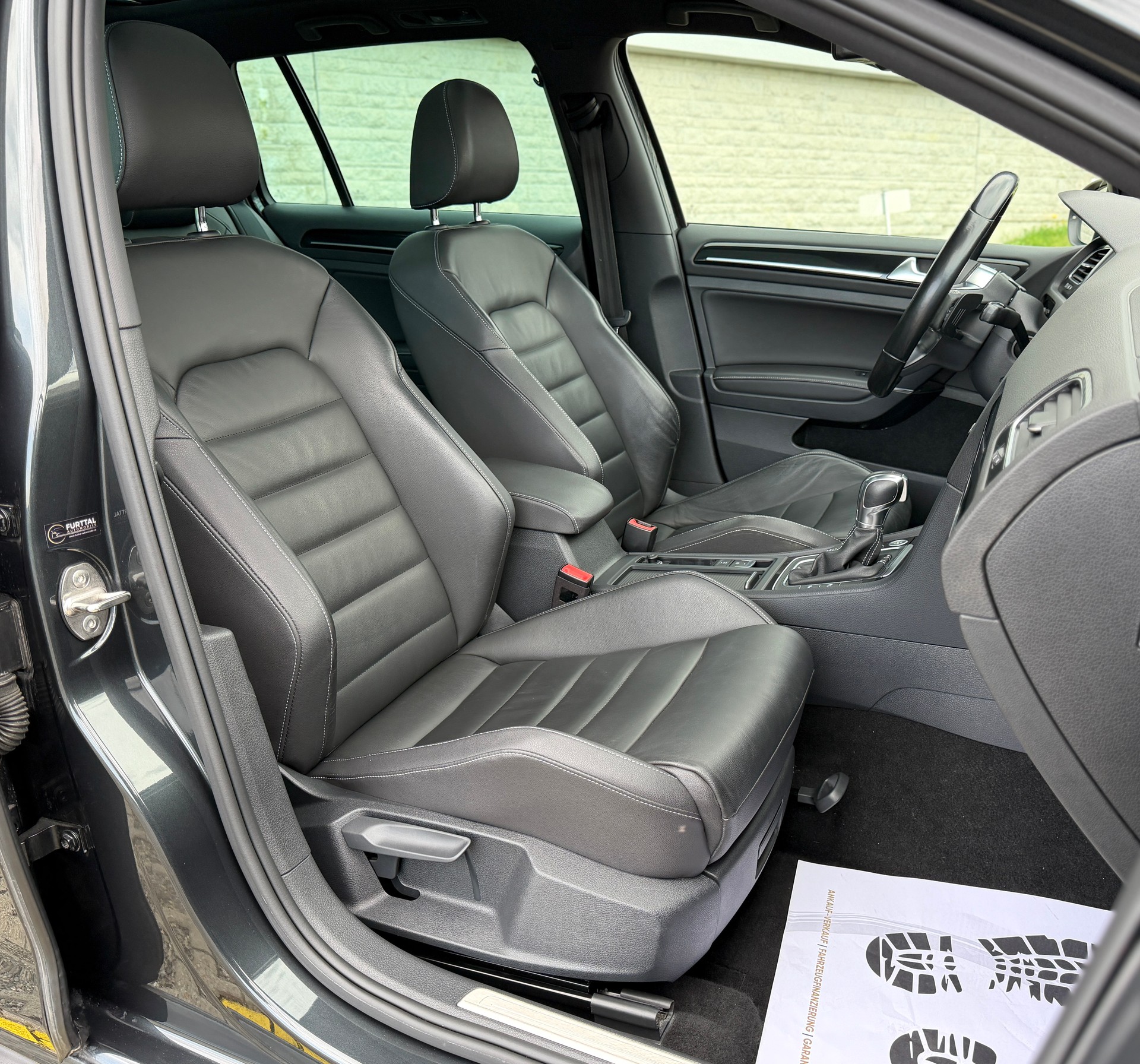 VW Golf Variant 2.0 TDI GTD DSG-image-21