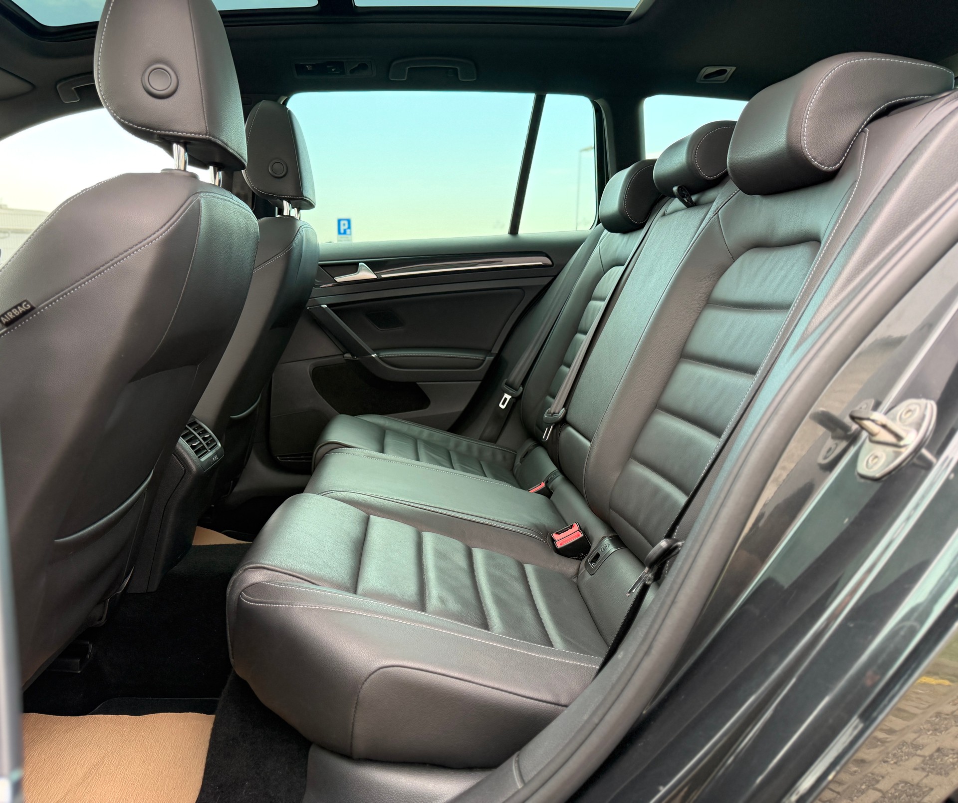 VW Golf Variant 2.0 TDI GTD DSG-image-22