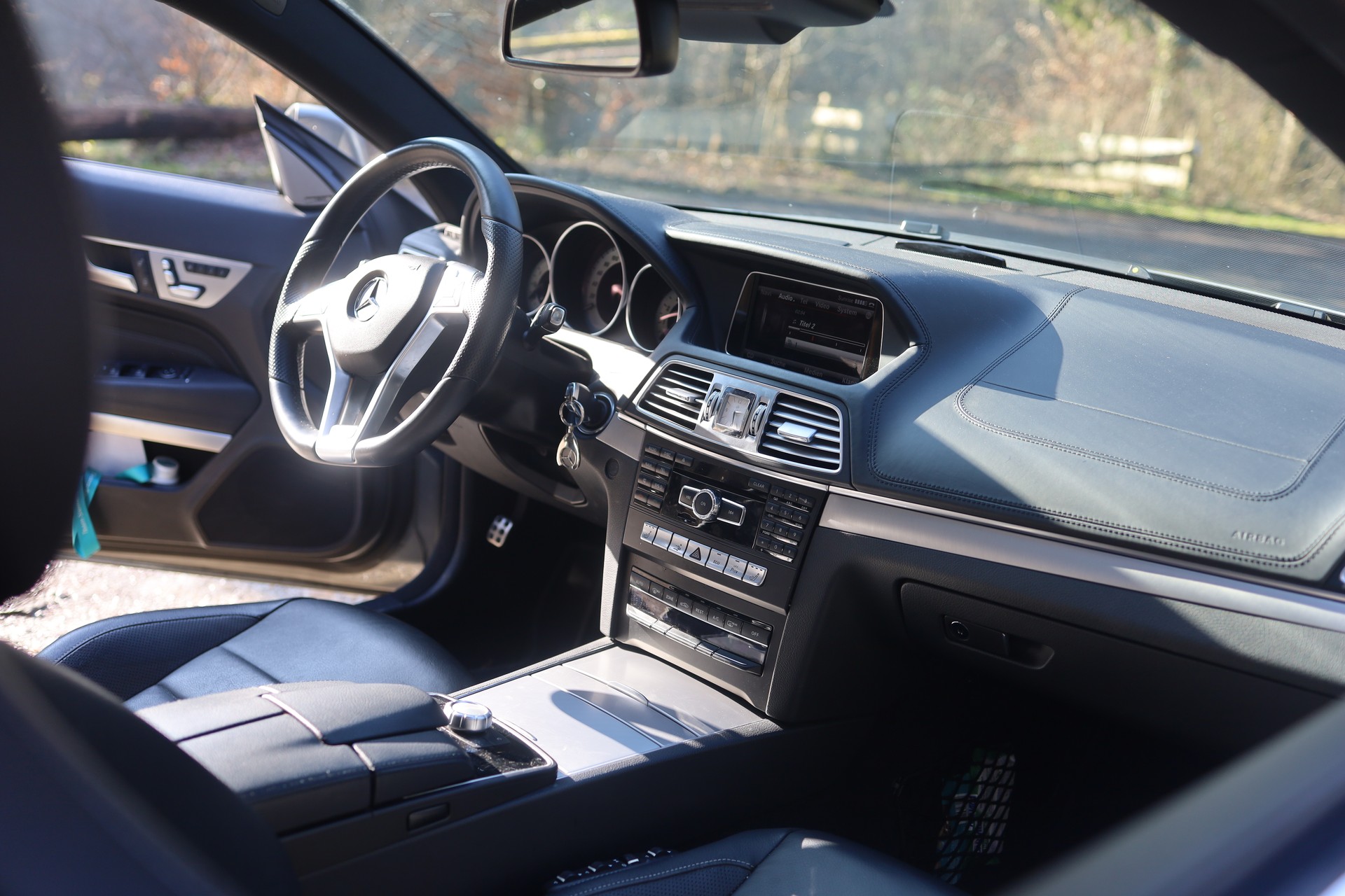 MERCEDES-BENZ E 350 4Matic-image-1