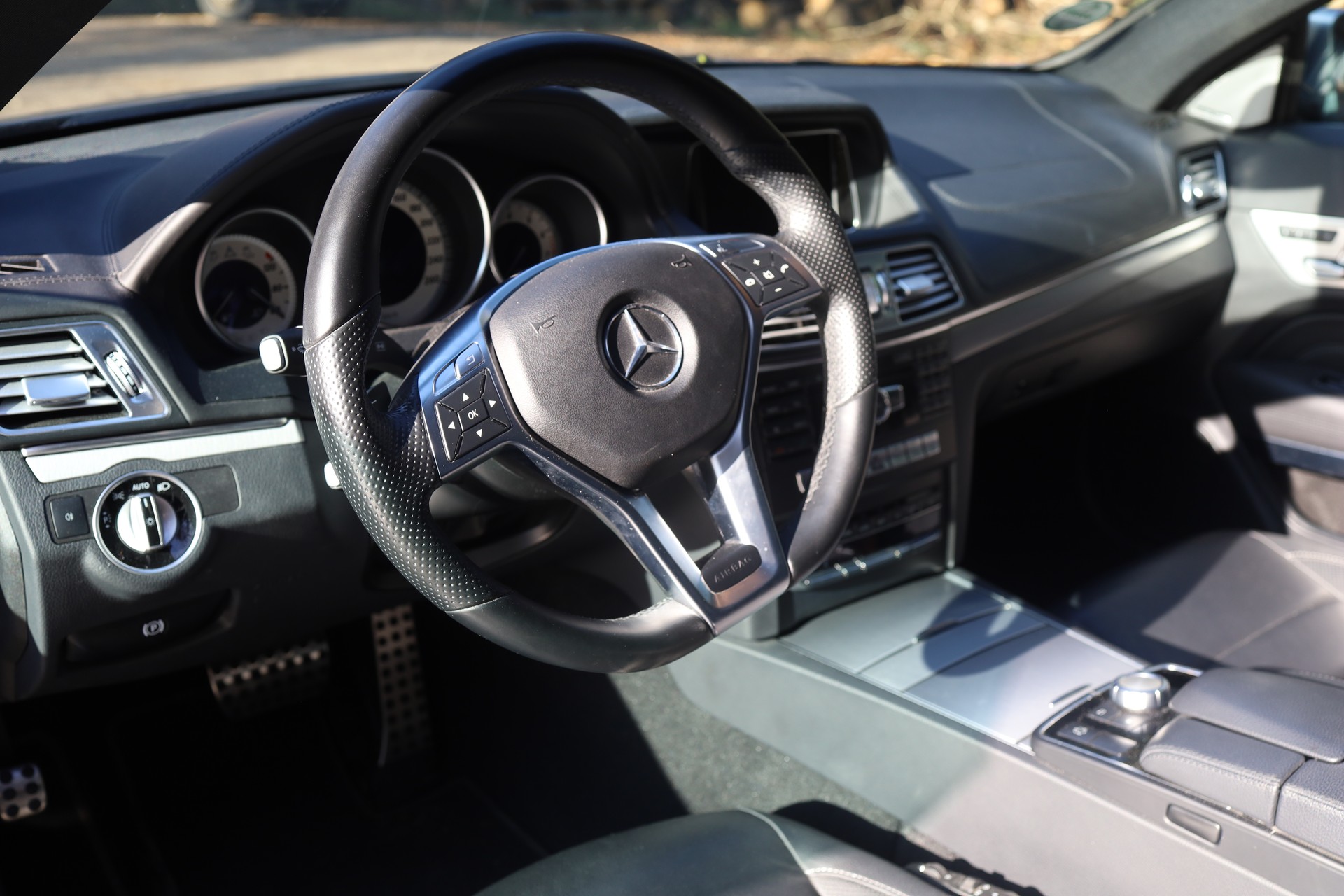 MERCEDES-BENZ E 350 4Matic-image-5