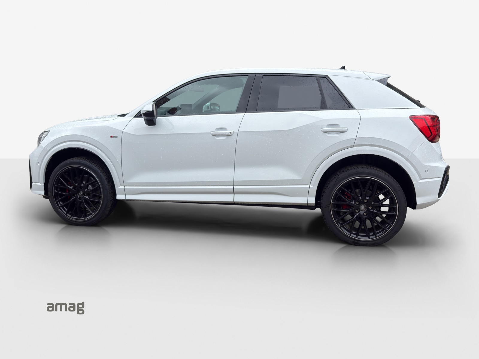 AUDI Q2 40 TFSI S line quattro S-tronic-image-1