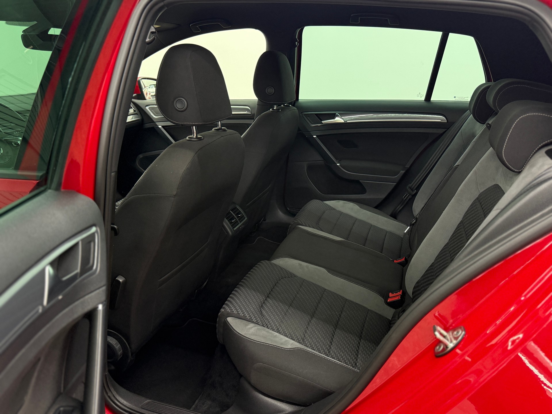 VW Golf 1.5 TSI EVO Highline DSG-image-22