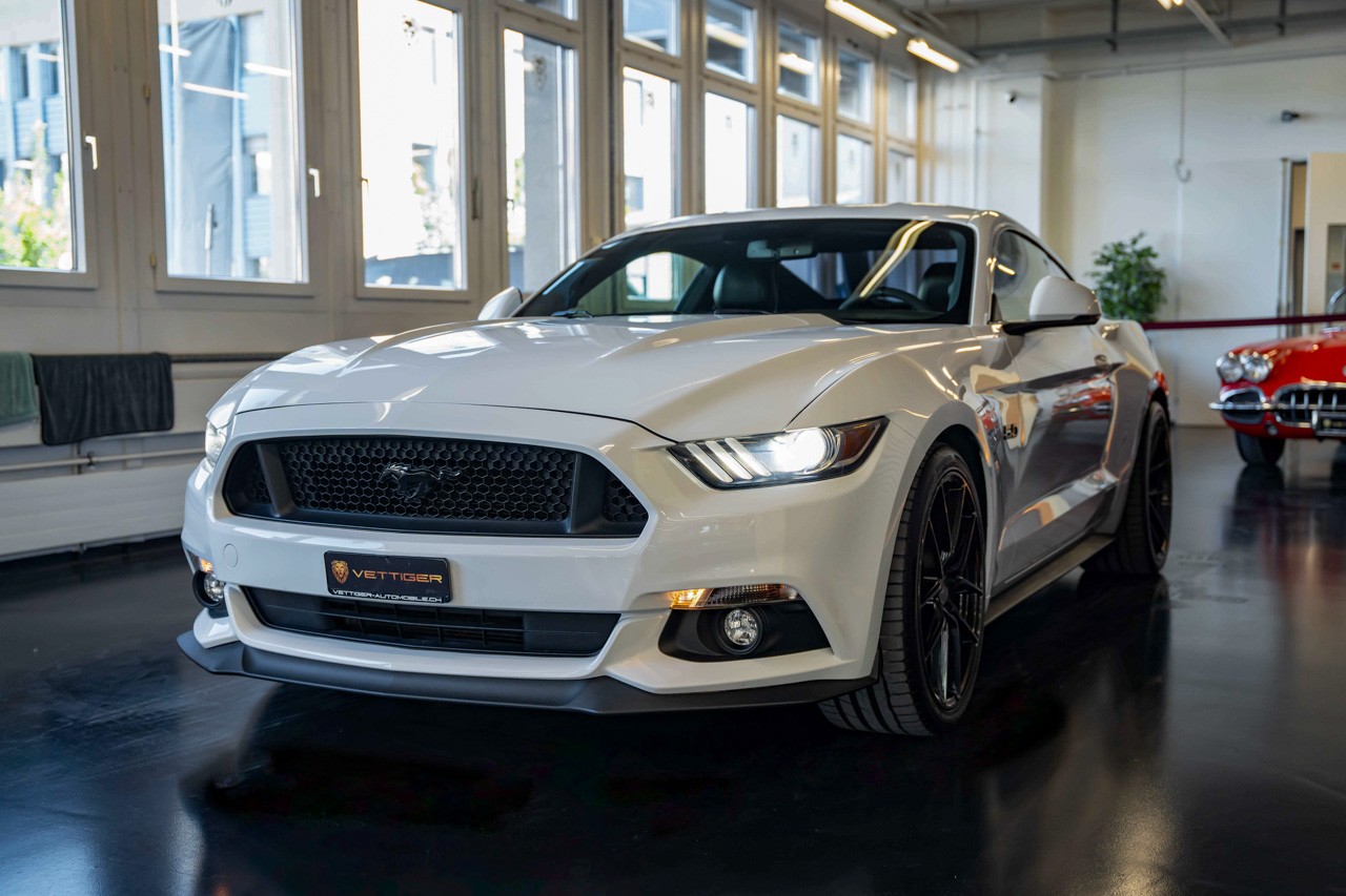 FORD Mustang Fastback 5.0 V8 GT Automat-showroom-element-2