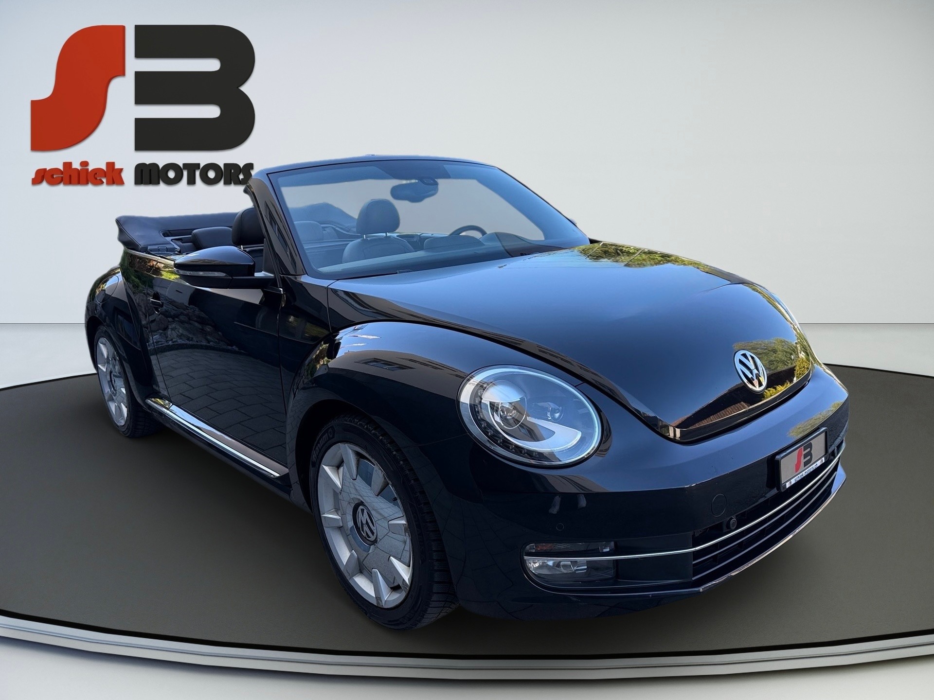 VW Beetle Cabrio 1.4 TSI Design-image-2