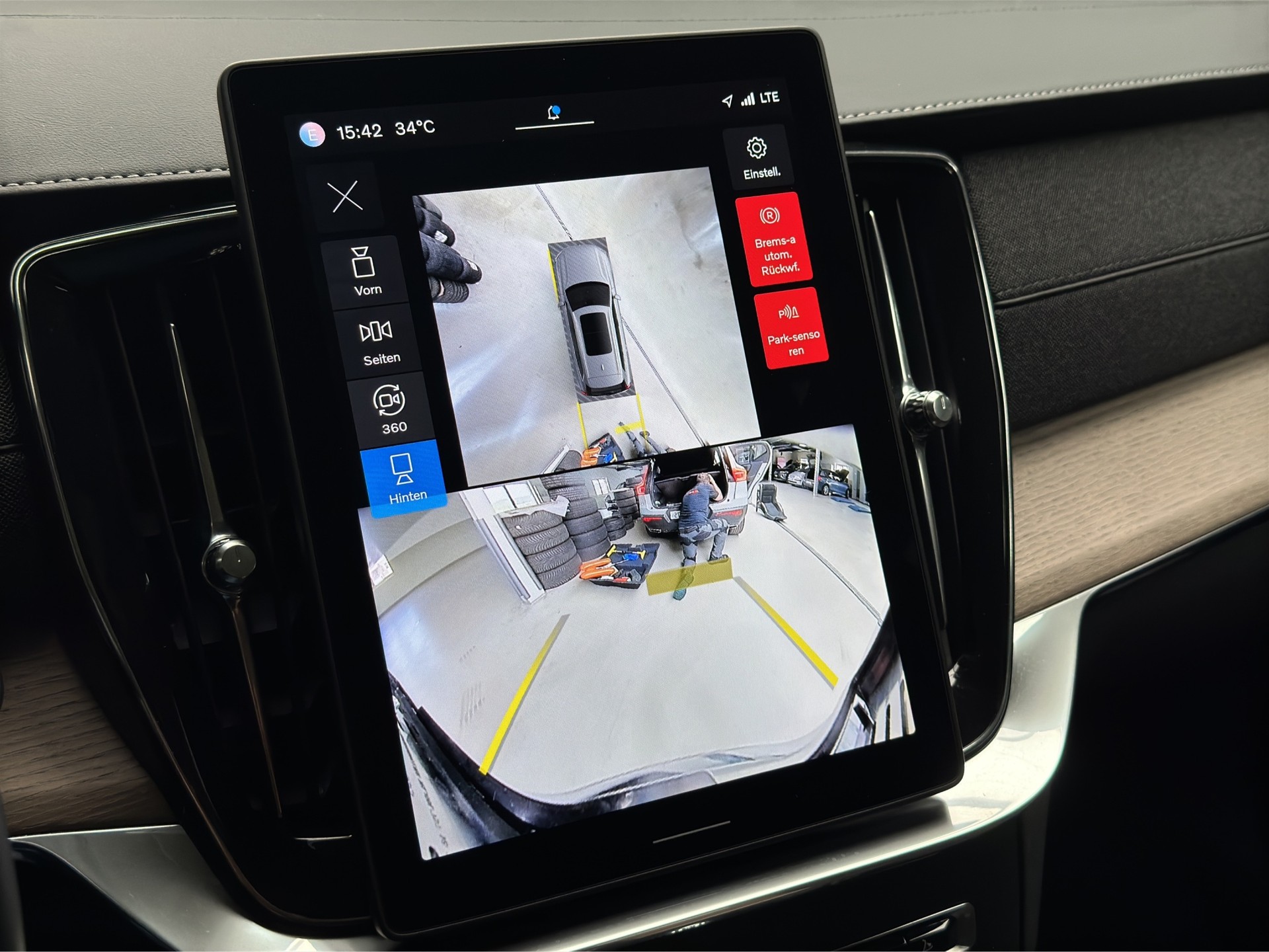 VOLVO XC90 B5 Benzin 7Pl. Mild Hybrid AWD Plus Bright Geartronic-image-15