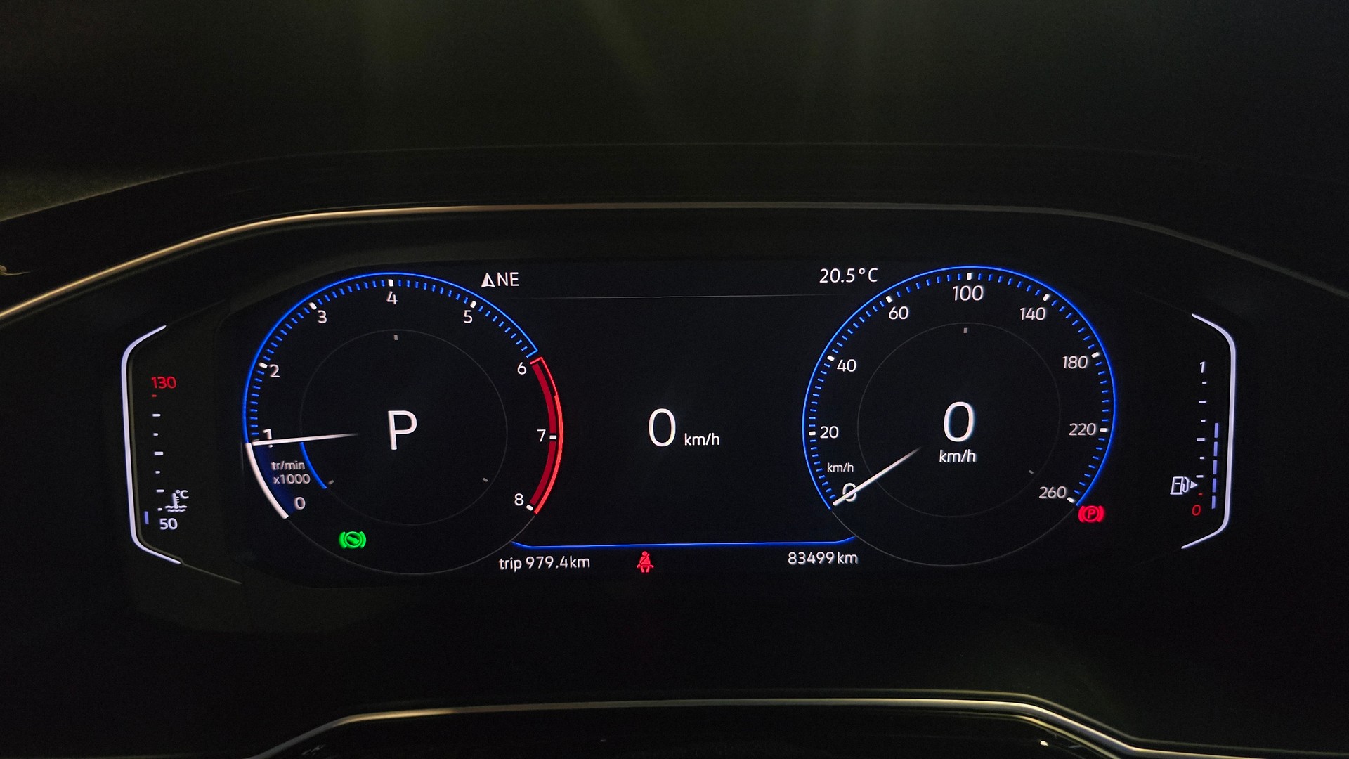 VW POLO-image-19