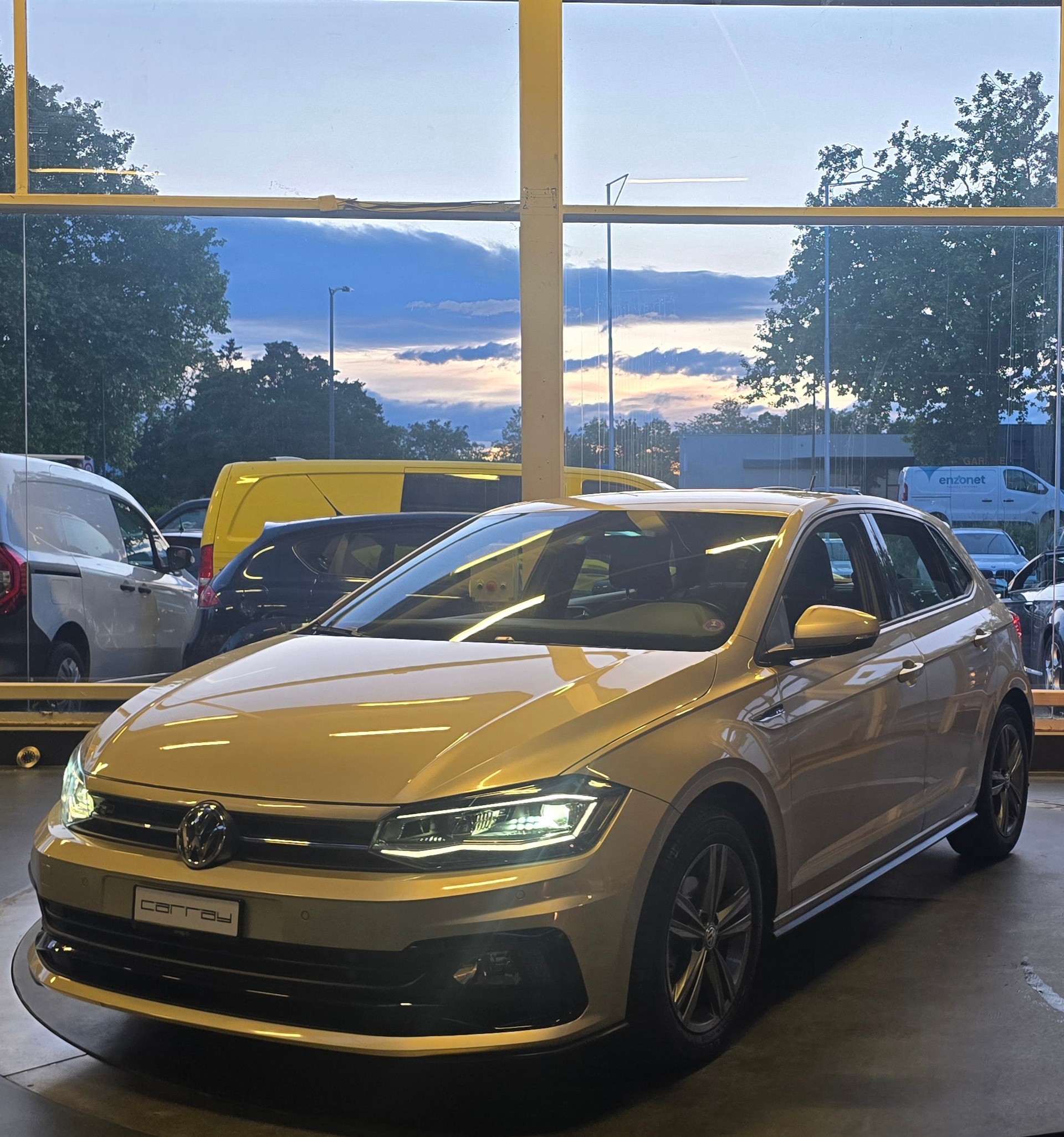 VW POLO-image-10