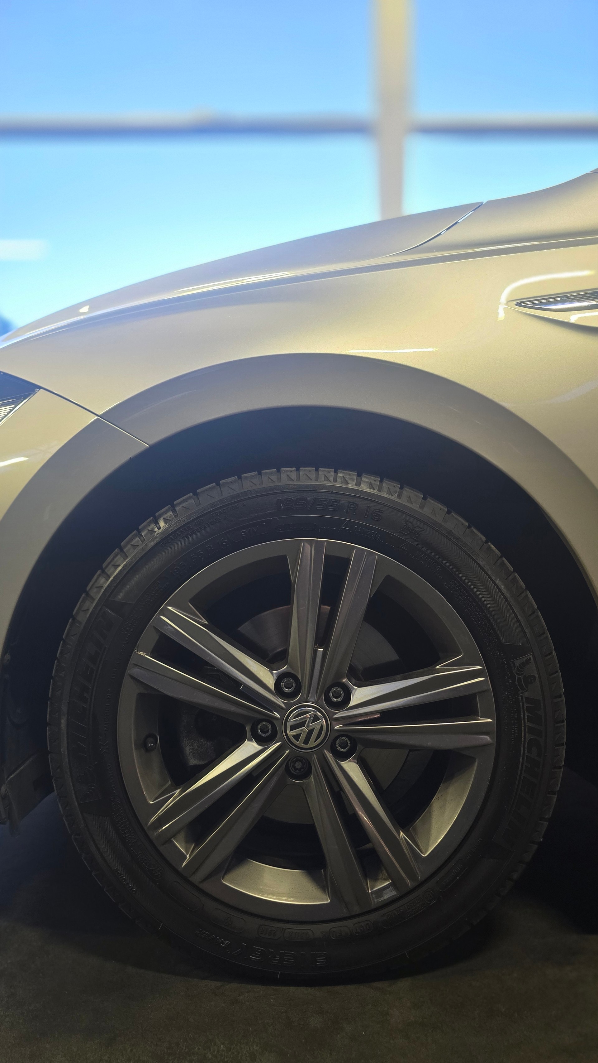 VW POLO-image-12