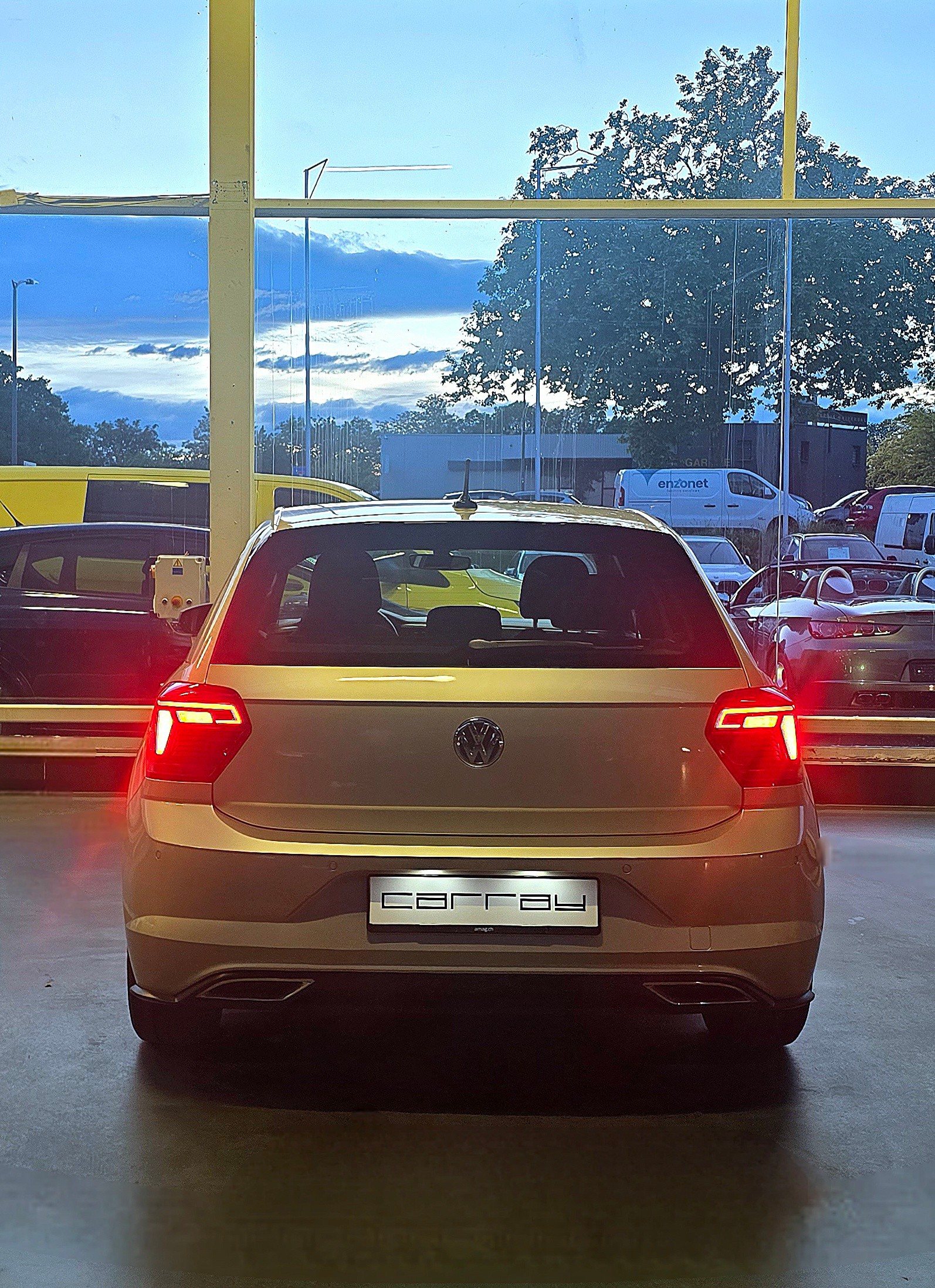 VW POLO-image-6