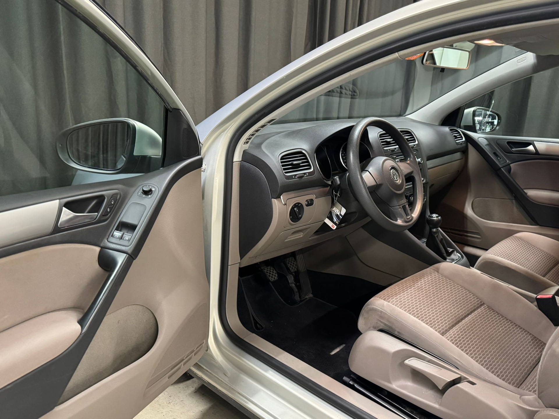 VW Golf 1.4 Trendline-image-8