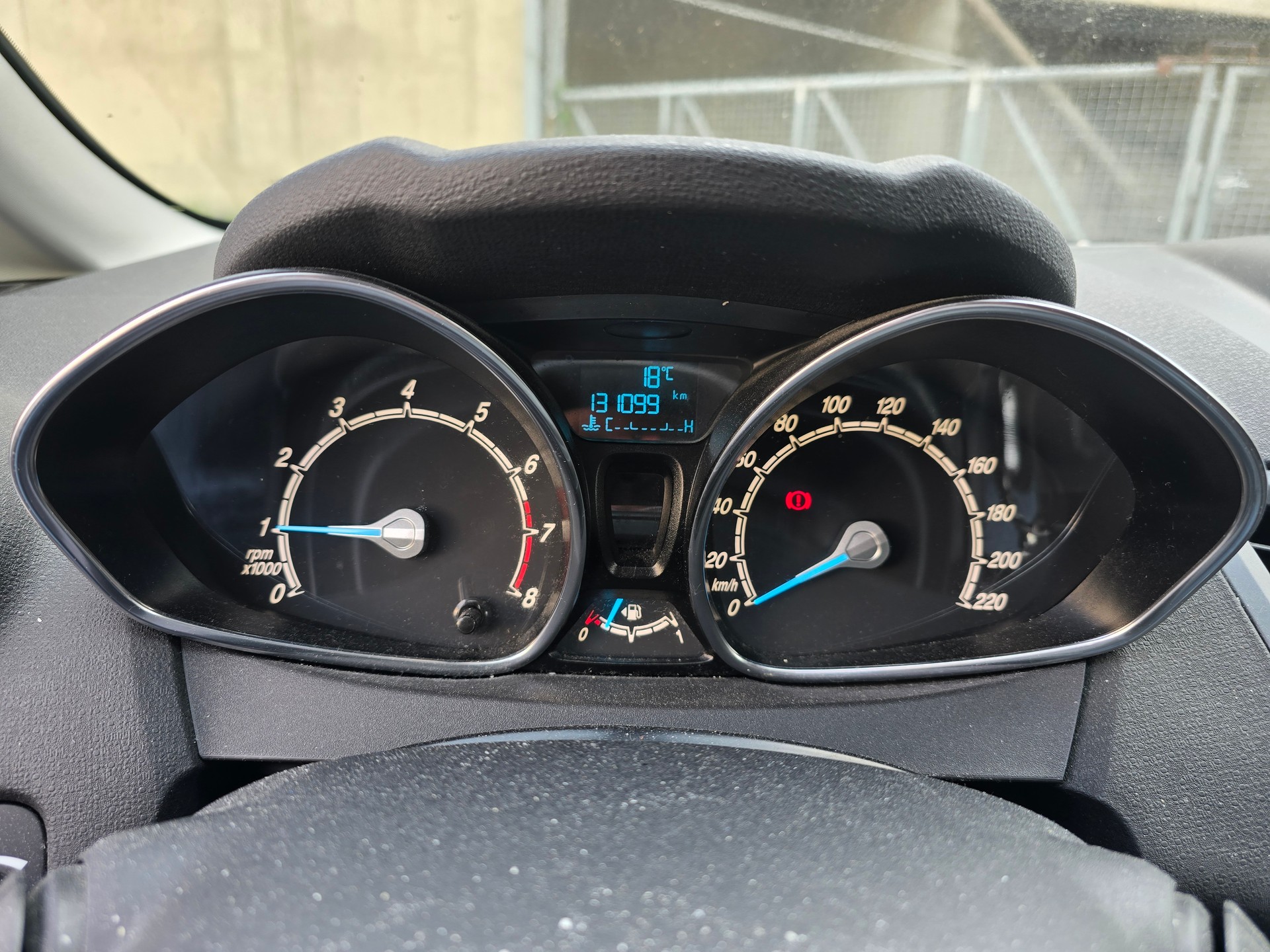 FORD Fiesta 1.0 Trend-image-11