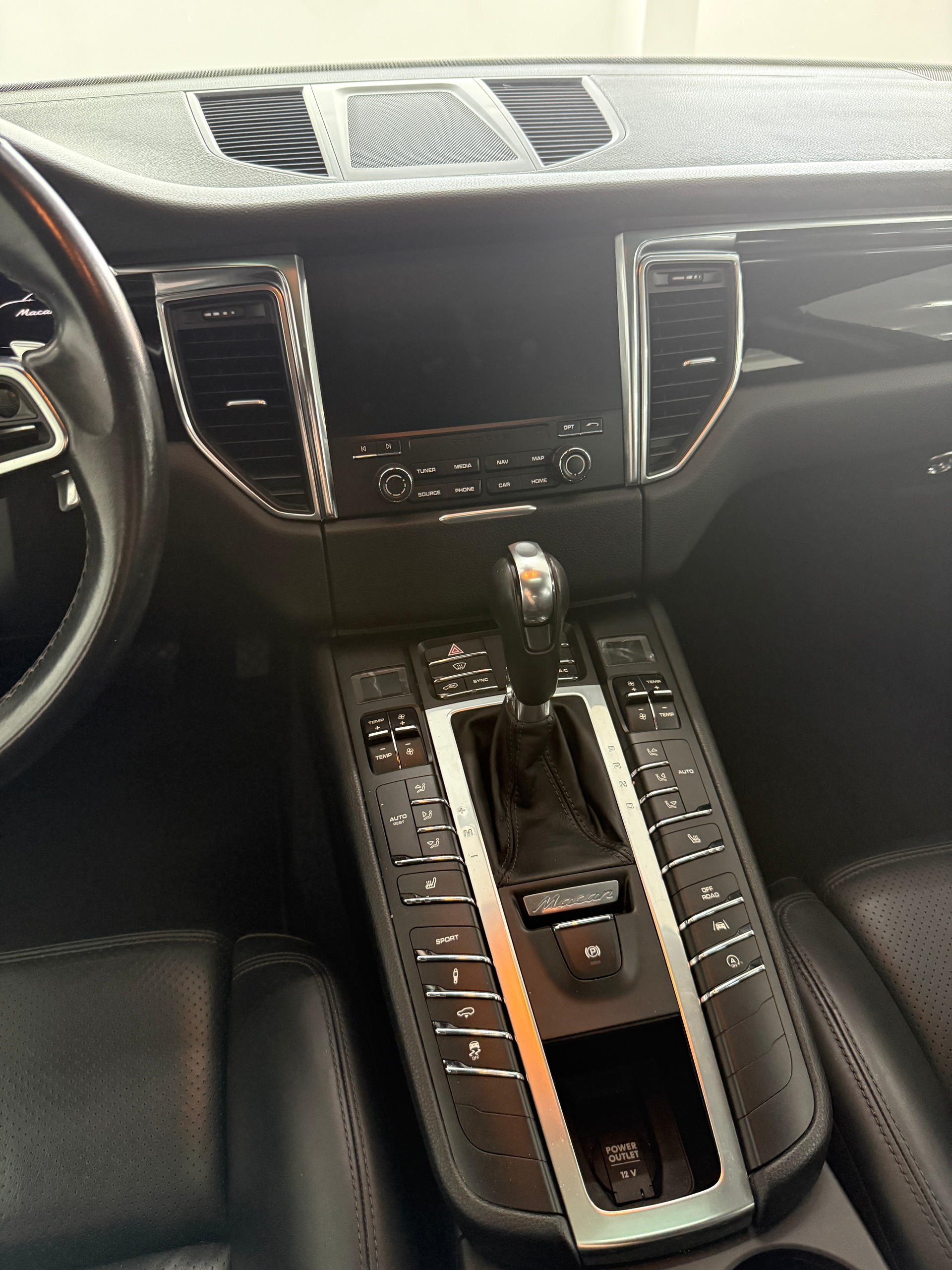 PORSCHE Macan S PDK-image-11
