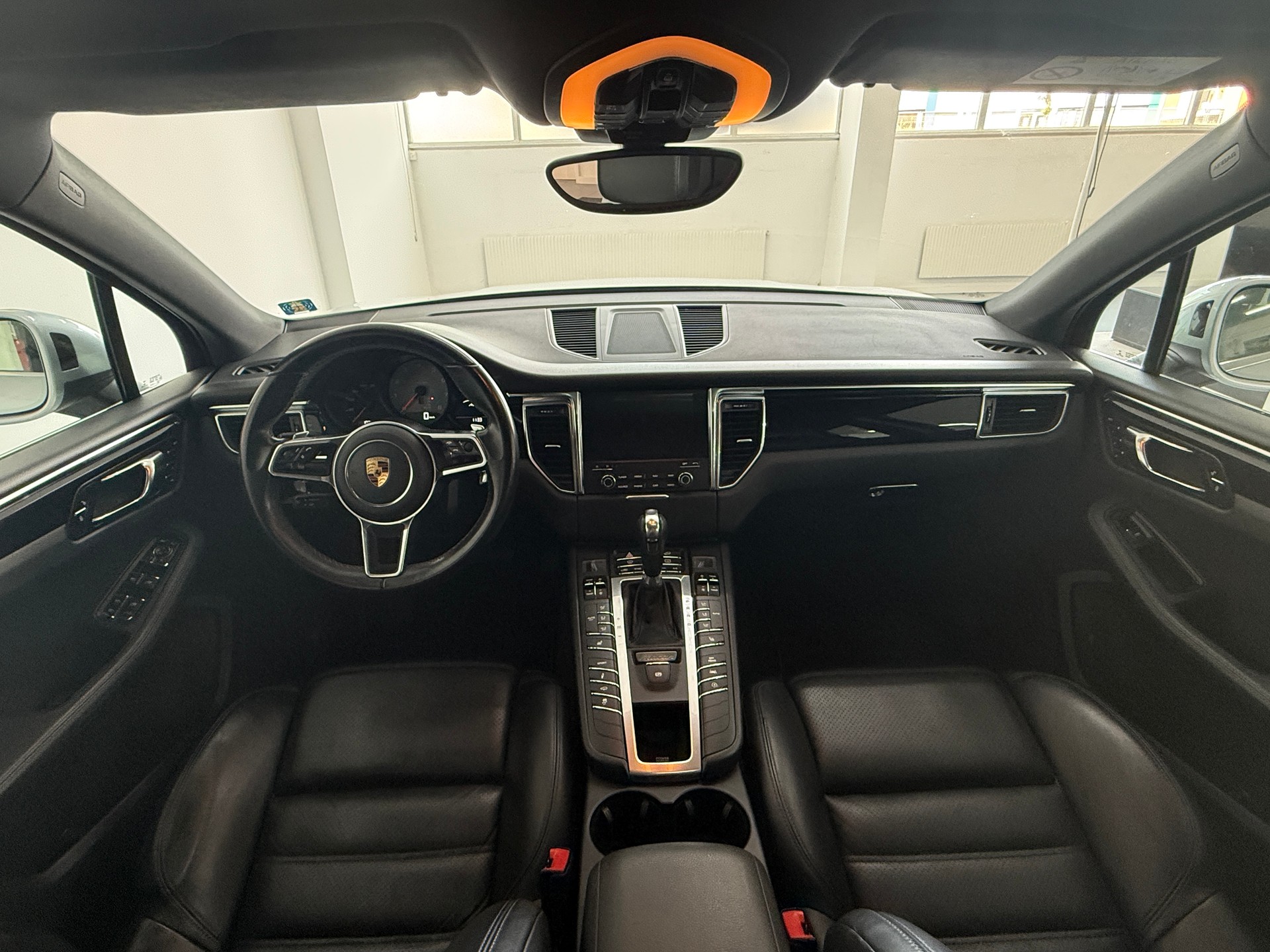 PORSCHE Macan S PDK-image-10