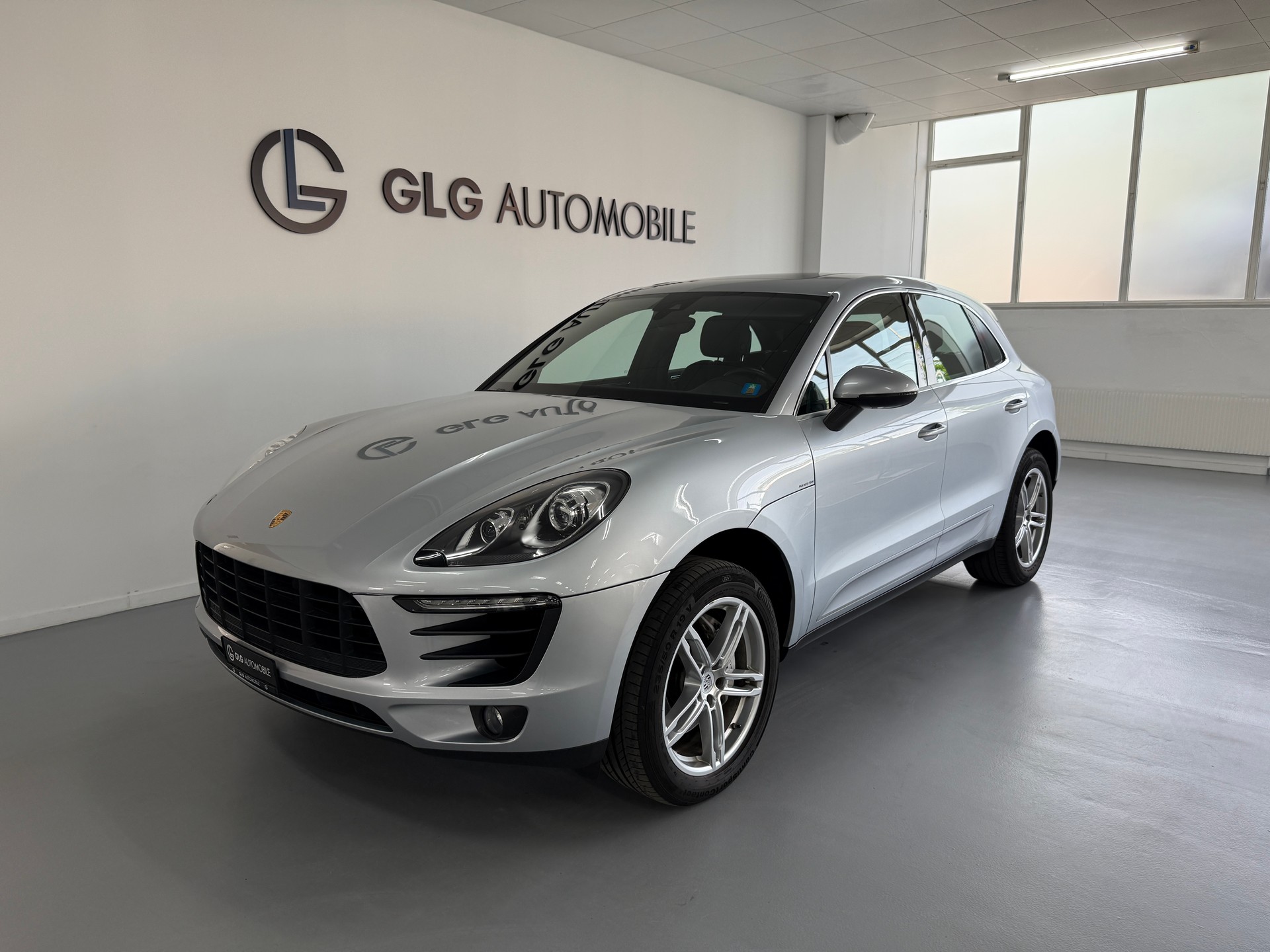 PORSCHE Macan S PDK