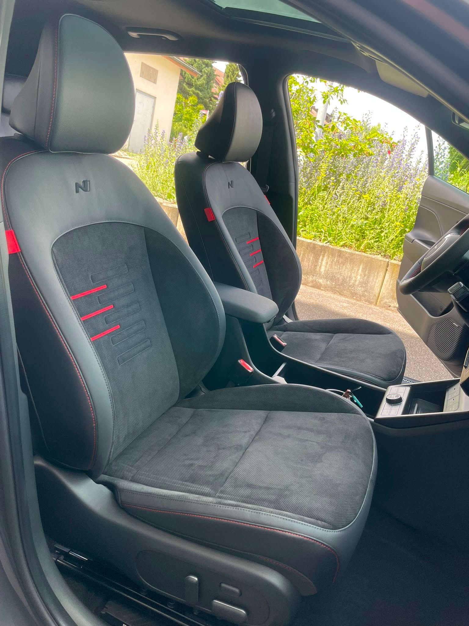 HYUNDAI Kona EV 65.4 kWh Teuerste Version N Line CH-Auto 28% Rabatt 60 Monate Werksgarantie-image-14