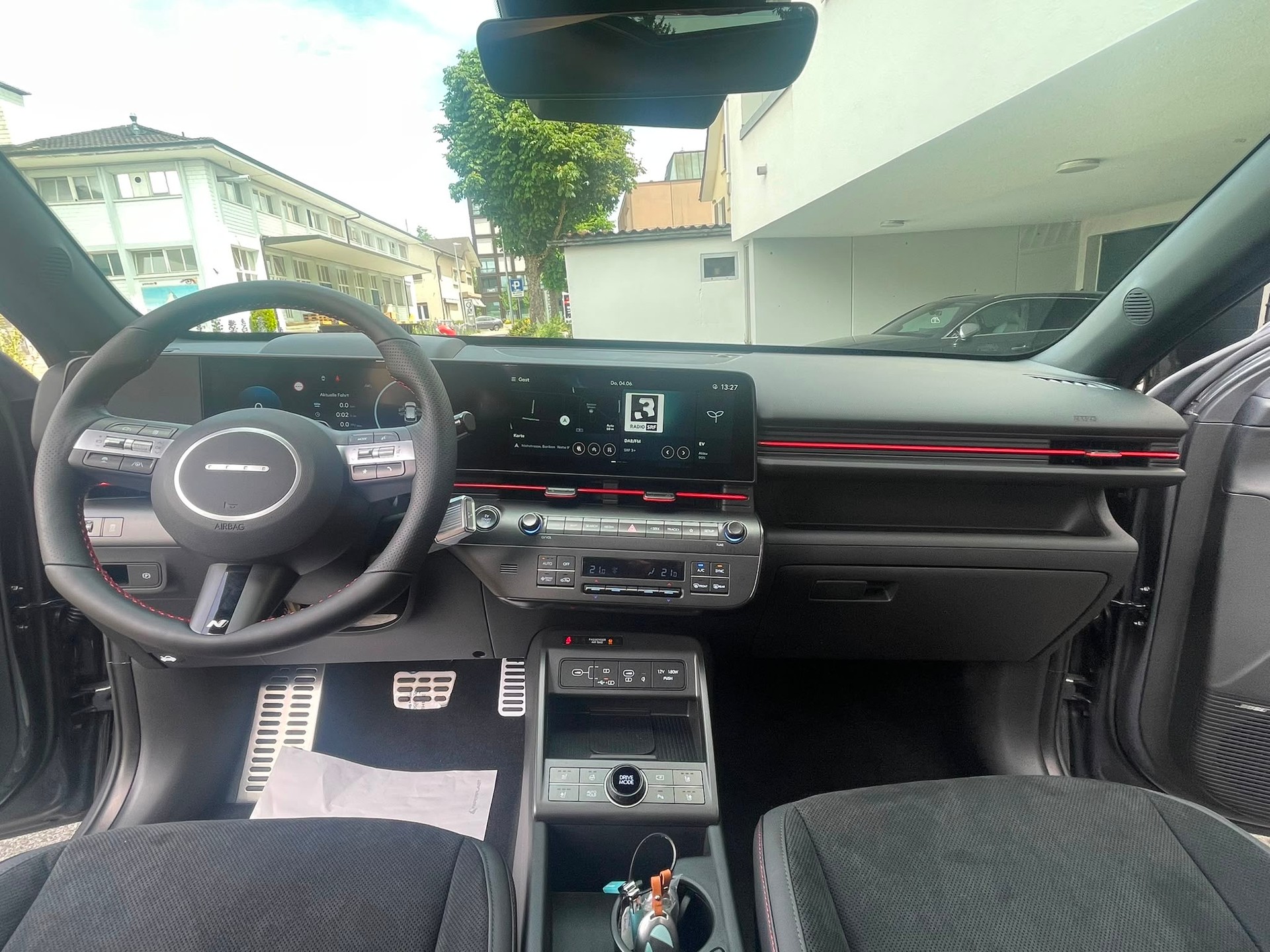HYUNDAI Kona EV 65.4 kWh Teuerste Version N Line CH-Auto 28% Rabatt 60 Monate Werksgarantie-image-11
