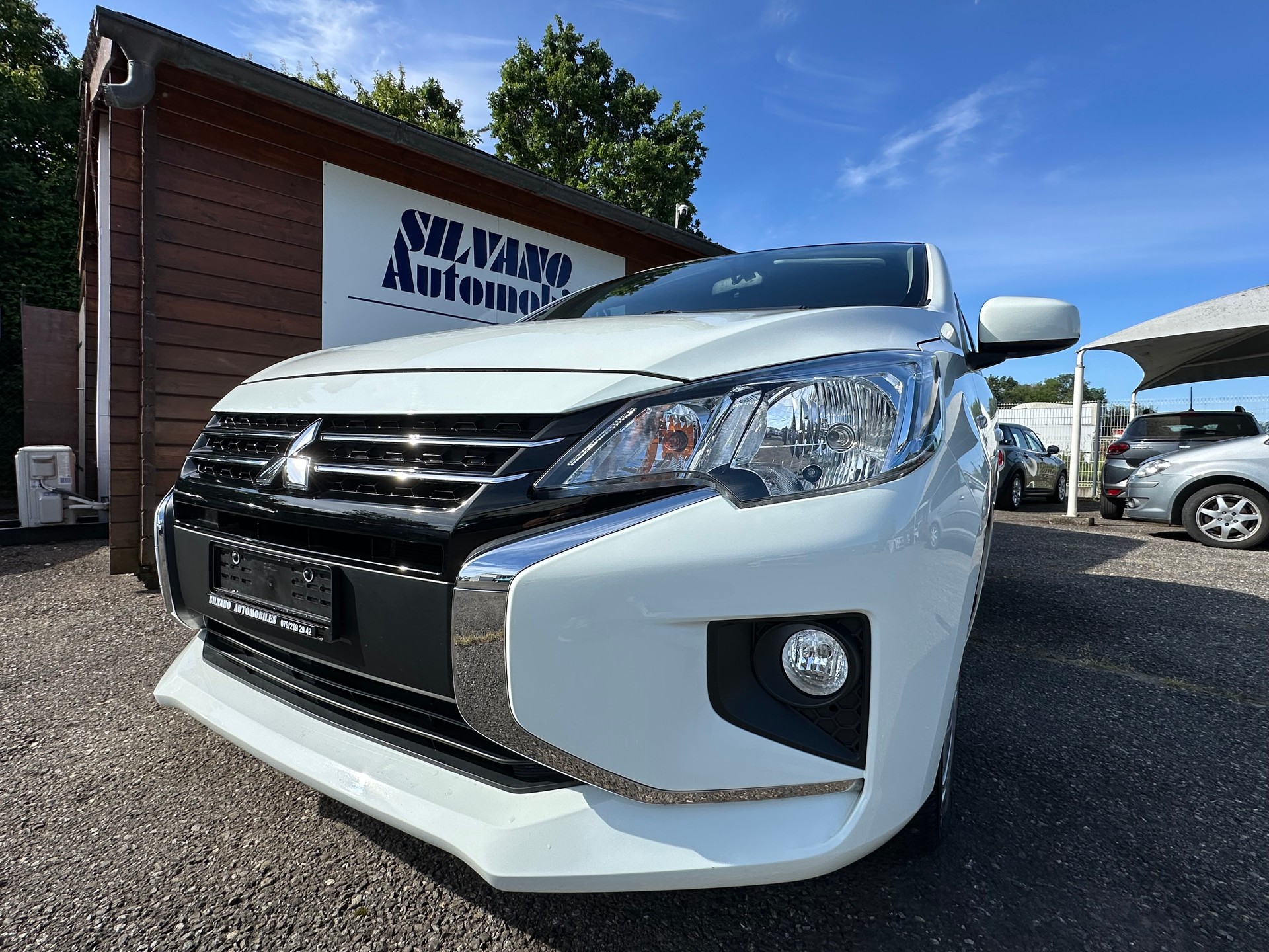MITSUBISHI Space Star 1.2 Inform-showroom-element-3