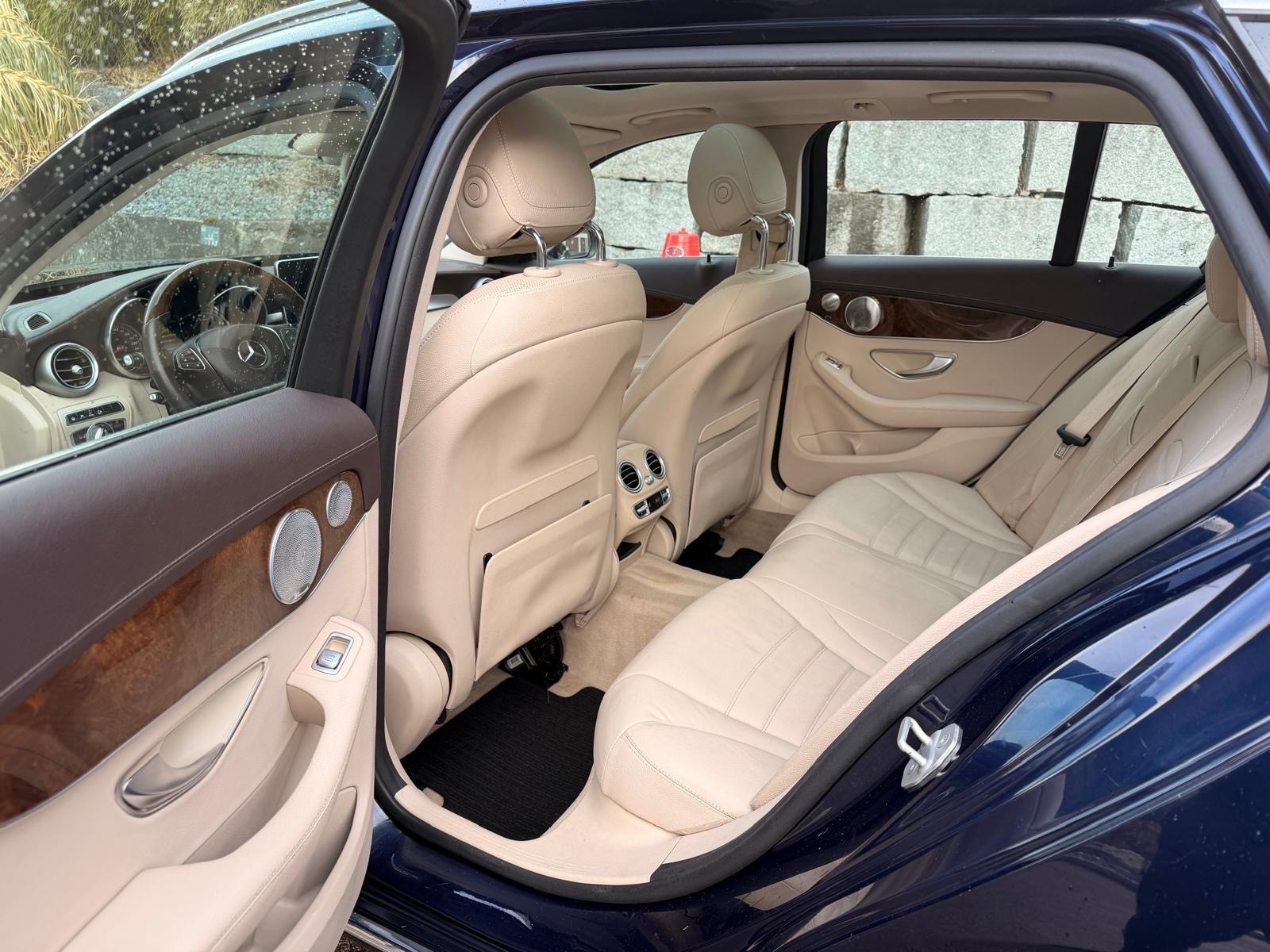 MERCEDES-BENZ C 400 Avantgarde 4Matic 7G-Tronic-image-8