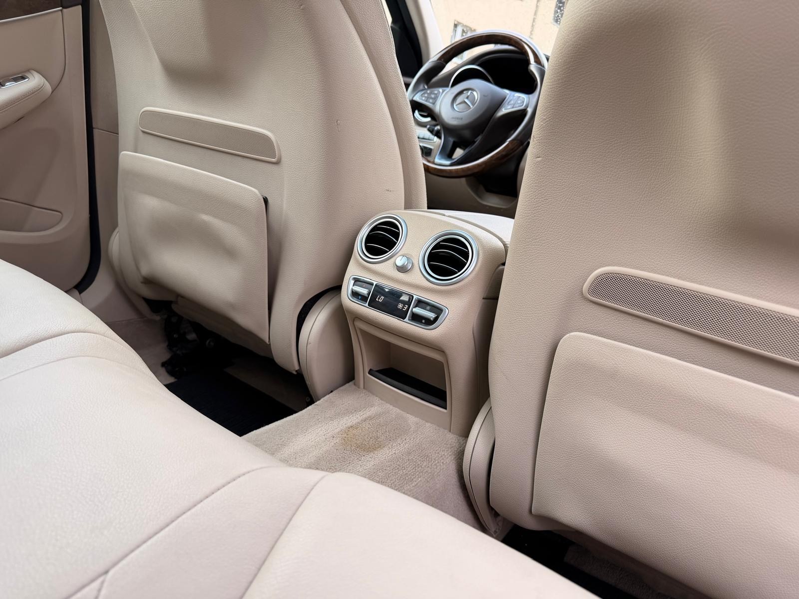 MERCEDES-BENZ C 400 Avantgarde 4Matic 7G-Tronic-image-9