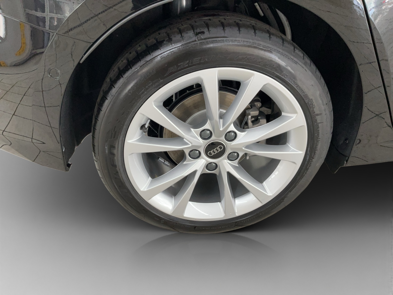 AUDI A3 Sportback TFSI 110 kW S line Attraction S tronic-image-13