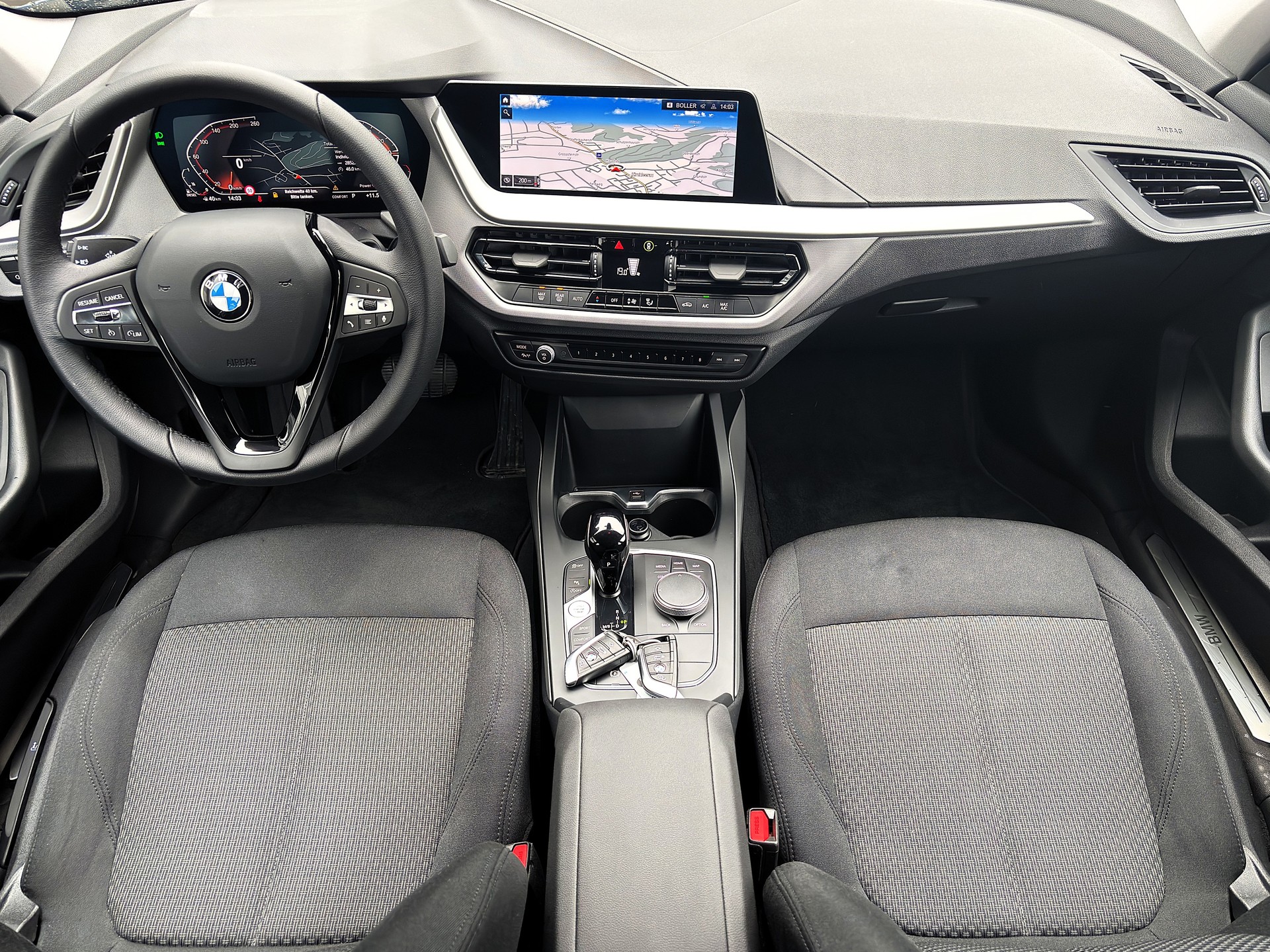 BMW 120d xDrive Steptronic ✅CH-Fahrzeug & Gratisservice✅-image-7