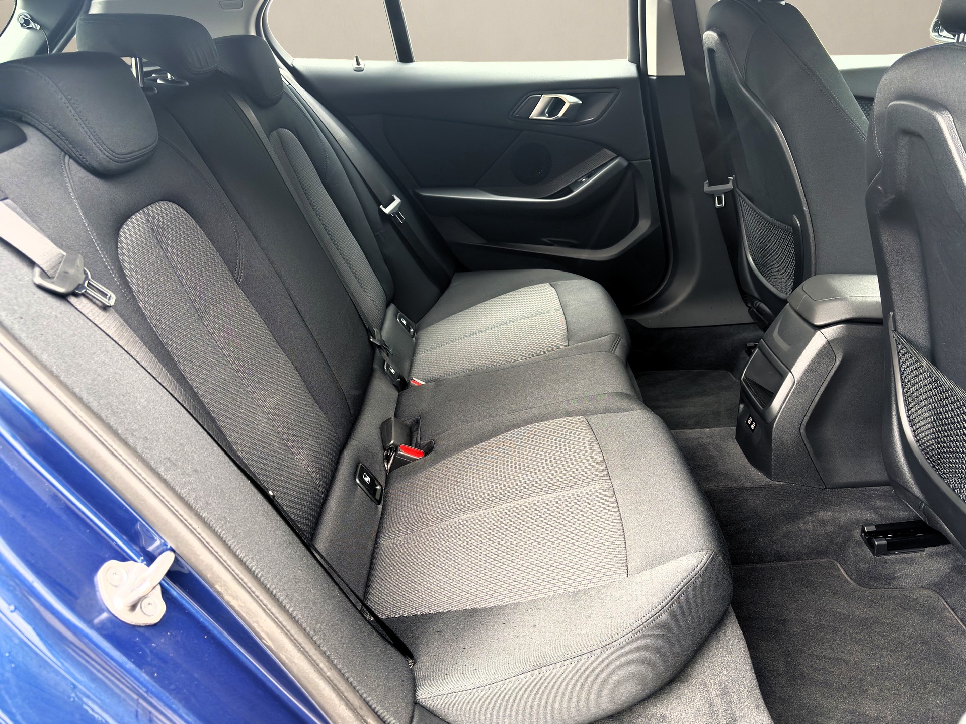 BMW 120d xDrive Steptronic ✅CH-Fahrzeug & Gratisservice✅-image-14