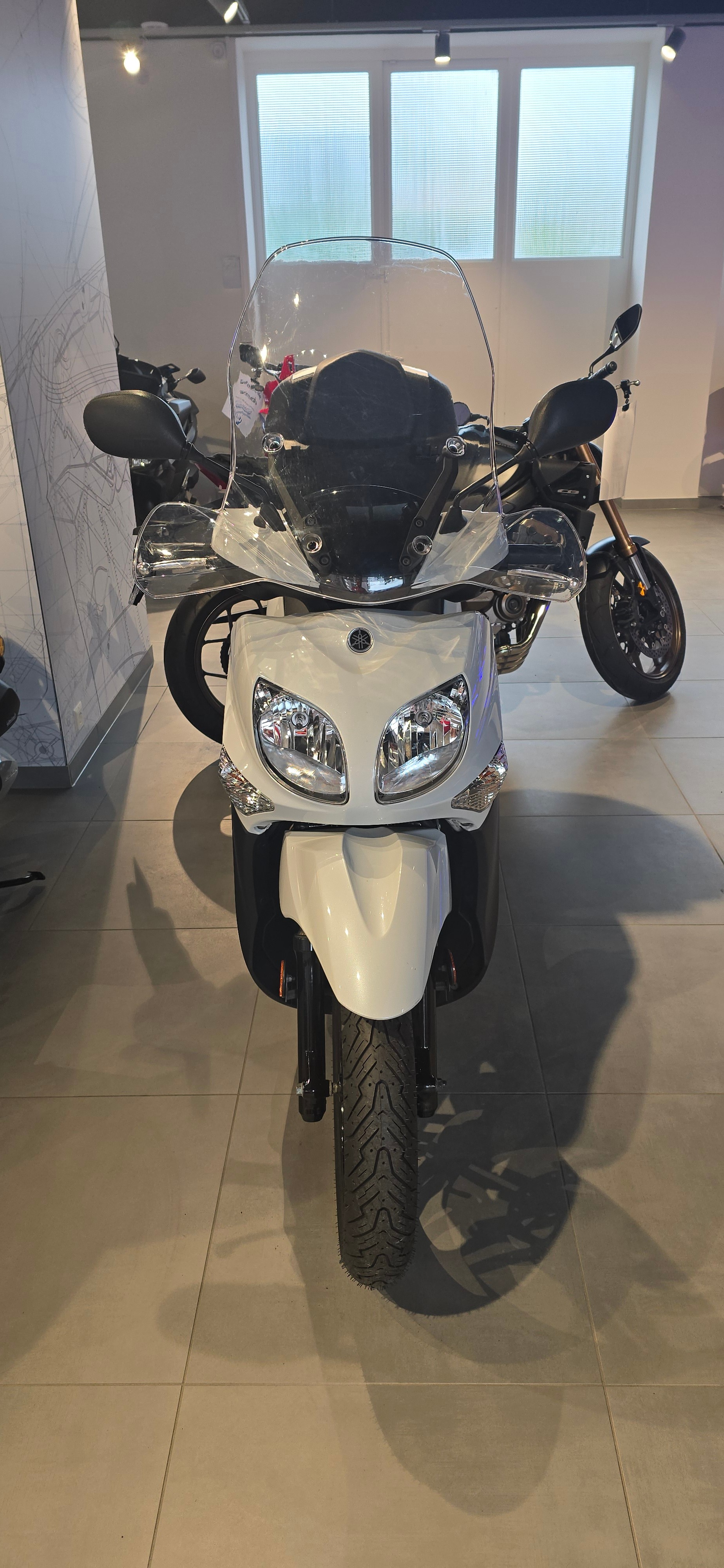YAMAHA Xenter 125 UBS-image-1