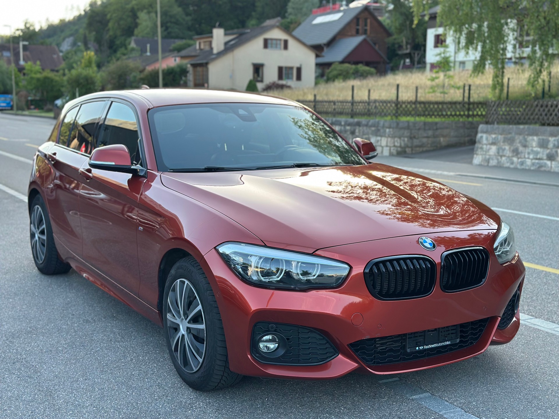 BMW 118d xDrive Edition M Sport-showroom-element-1