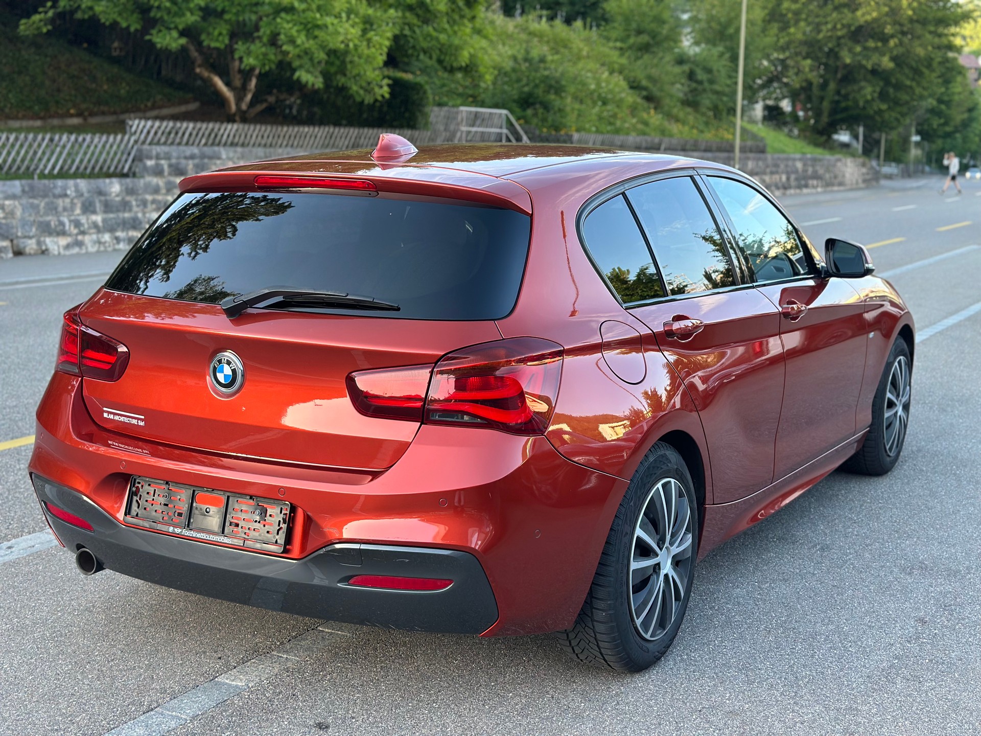 BMW 118d xDrive Edition M Sport-image-6