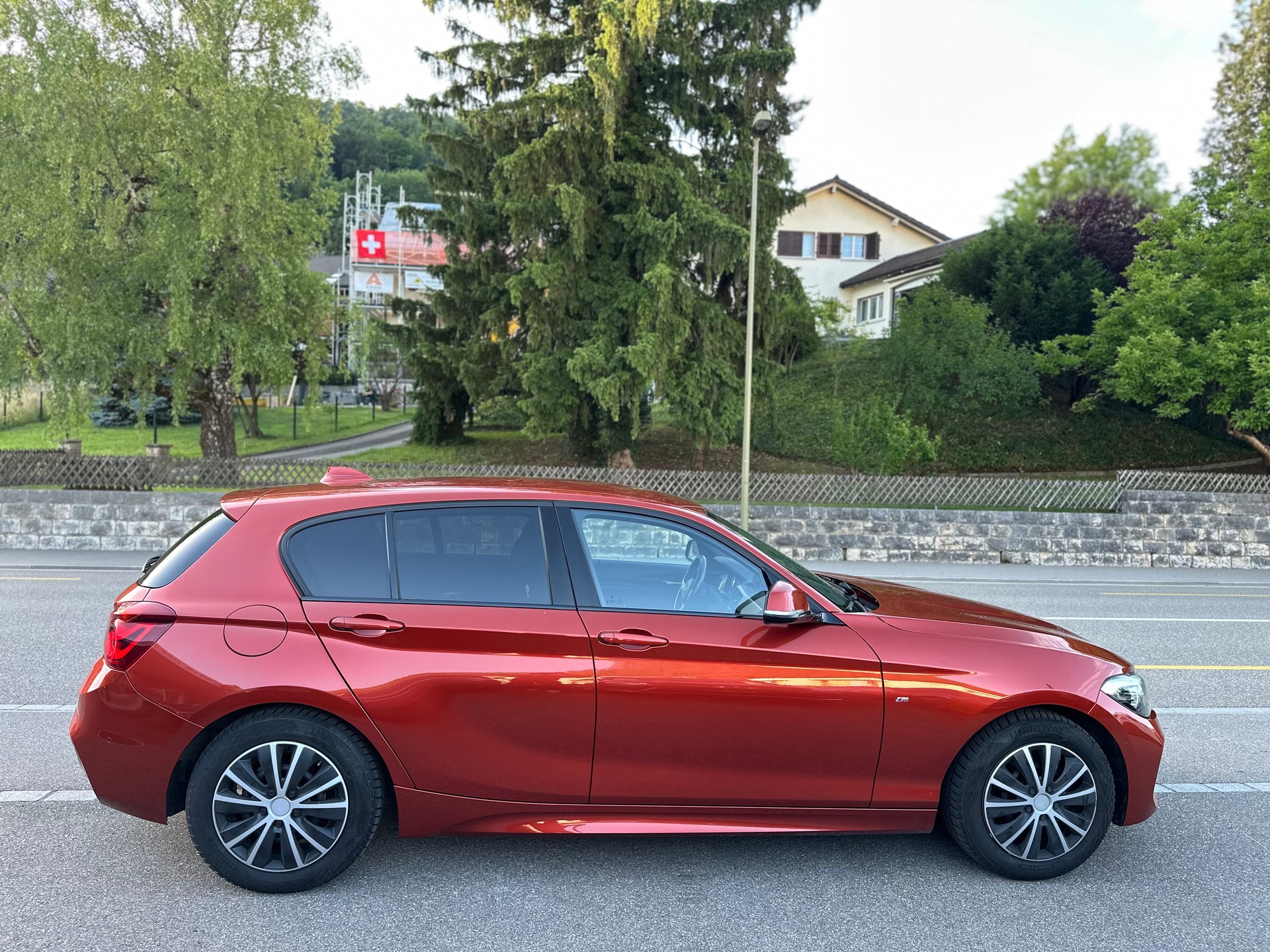 BMW 118d xDrive Edition M Sport-image-4