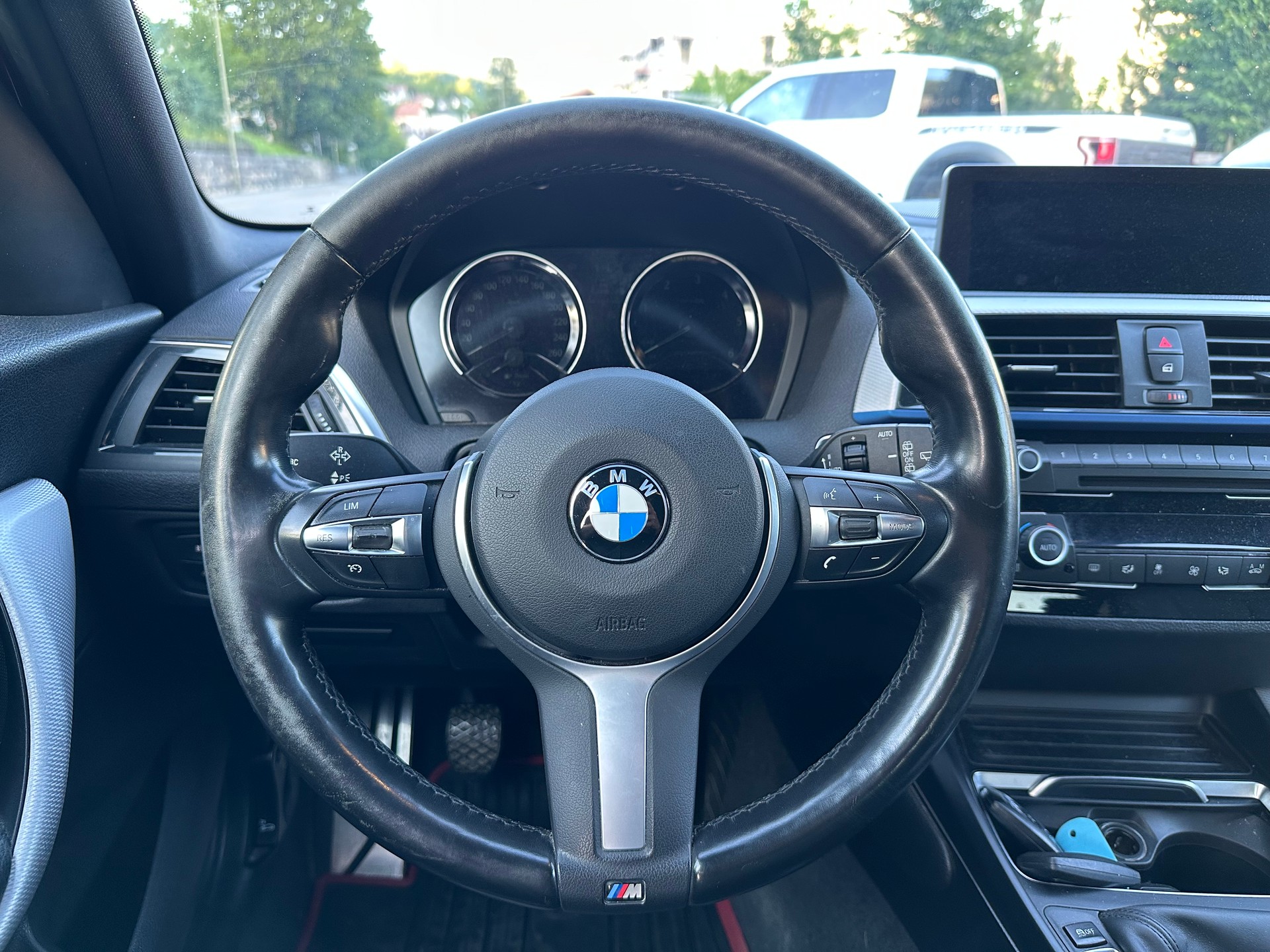 BMW 118d xDrive Edition M Sport-image-14