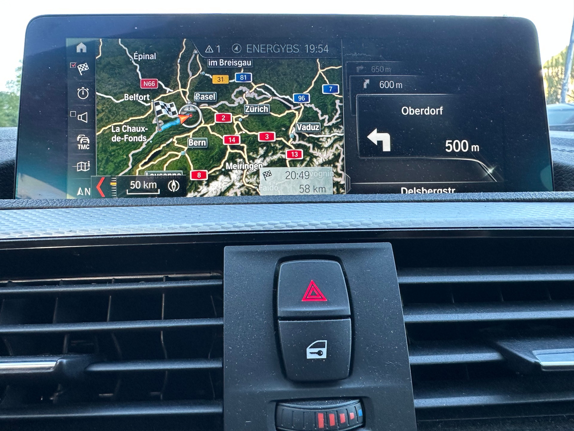 BMW 118d xDrive Edition M Sport-image-18