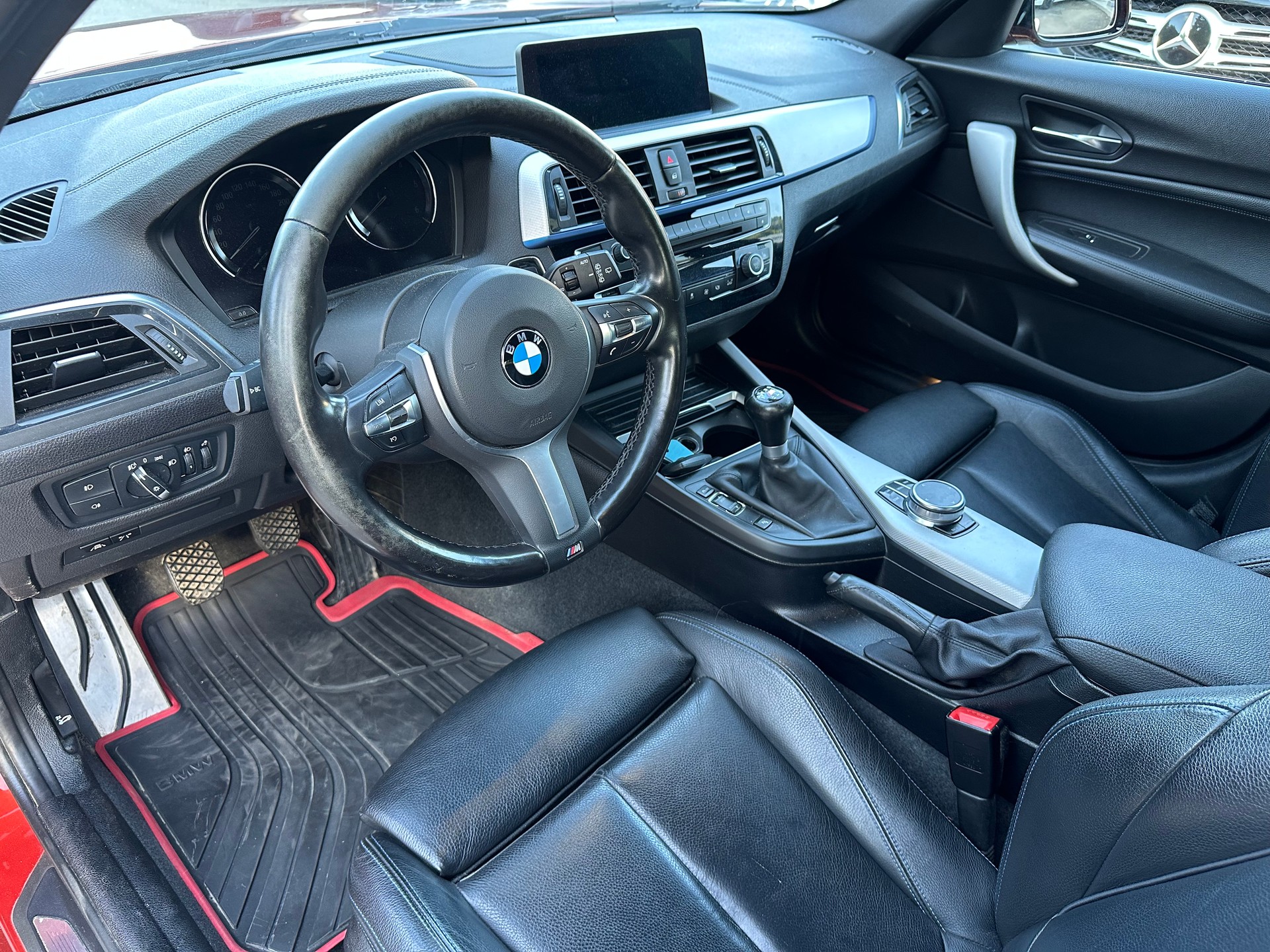 BMW 118d xDrive Edition M Sport-image-8