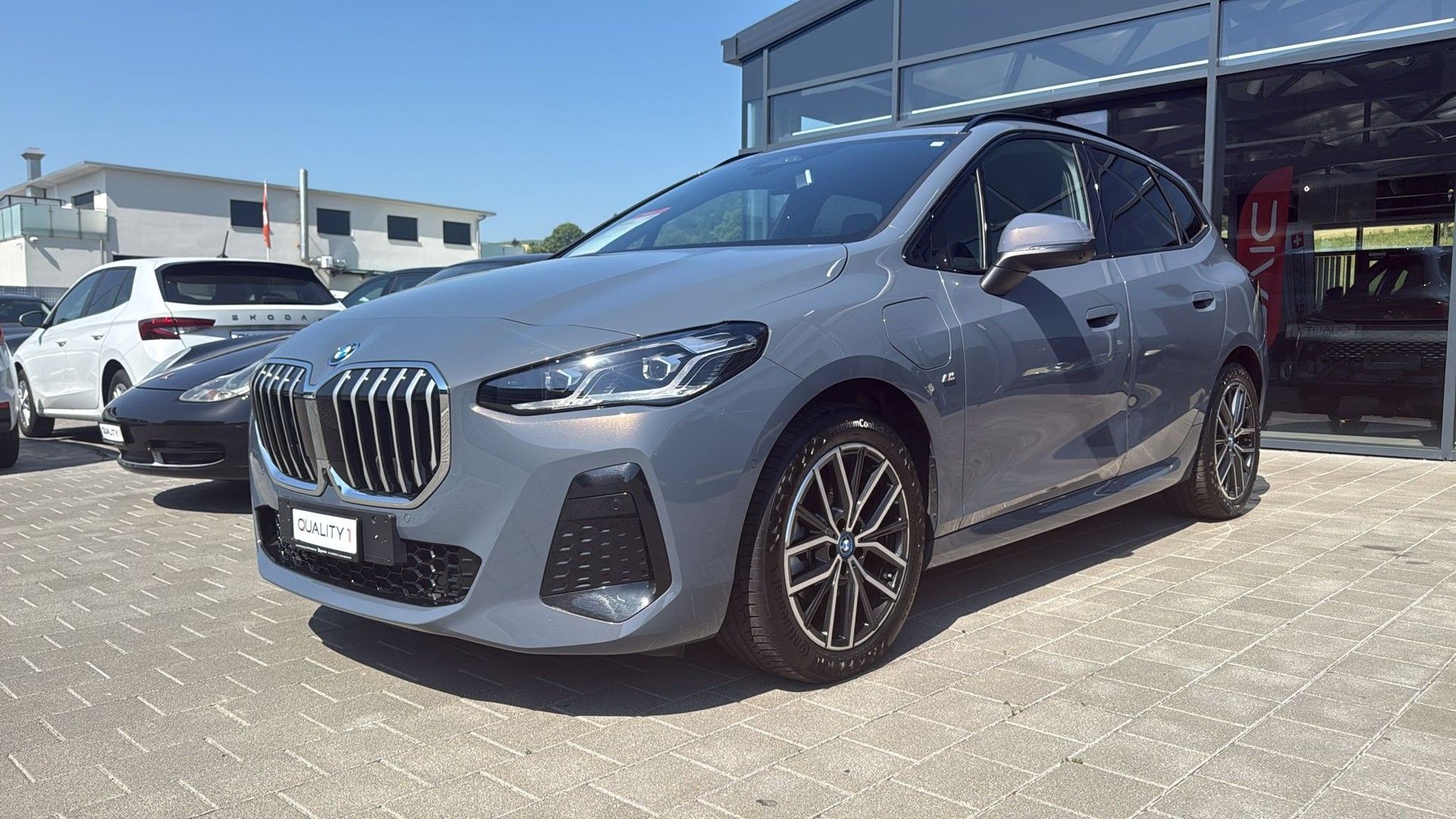 BMW 225e xDrive Active Tourer M Sport-showroom-element-1