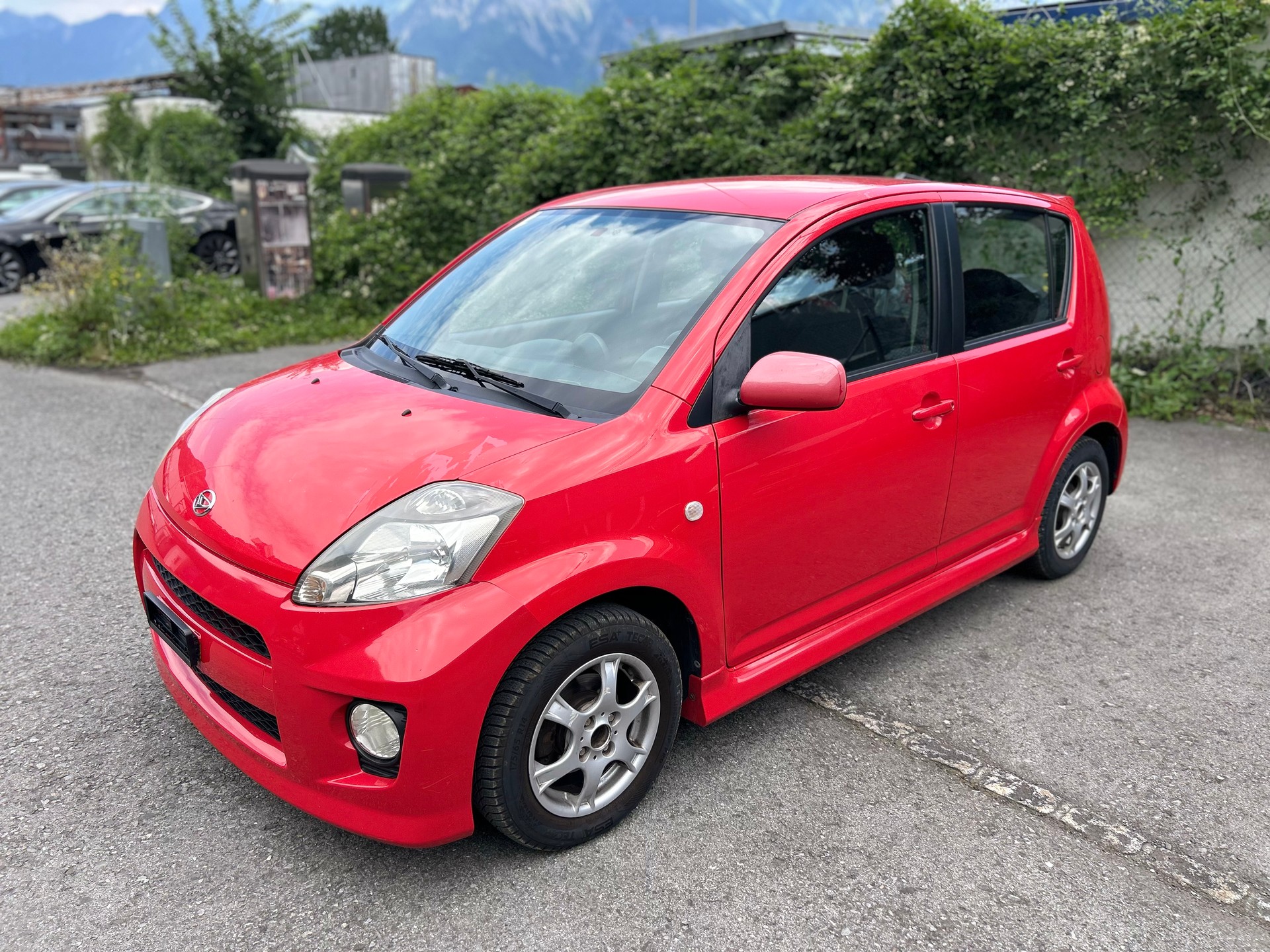 DAIHATSU Sirion 1.3 S eco-4WD Automatik