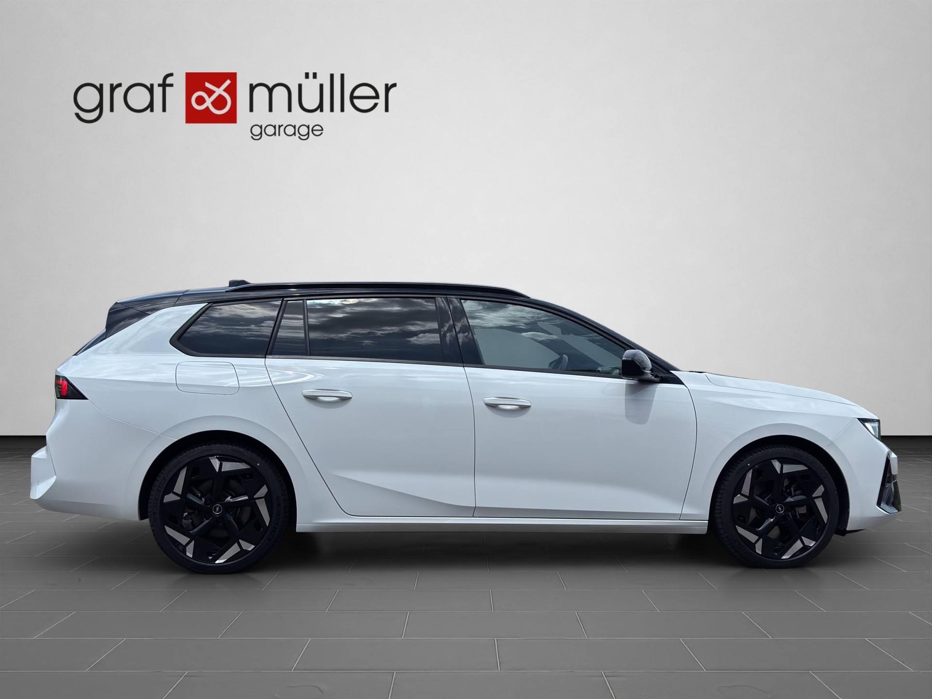 OPEL Astra Sports Tourer 1.6 T PHEV 225 GSe-image-16