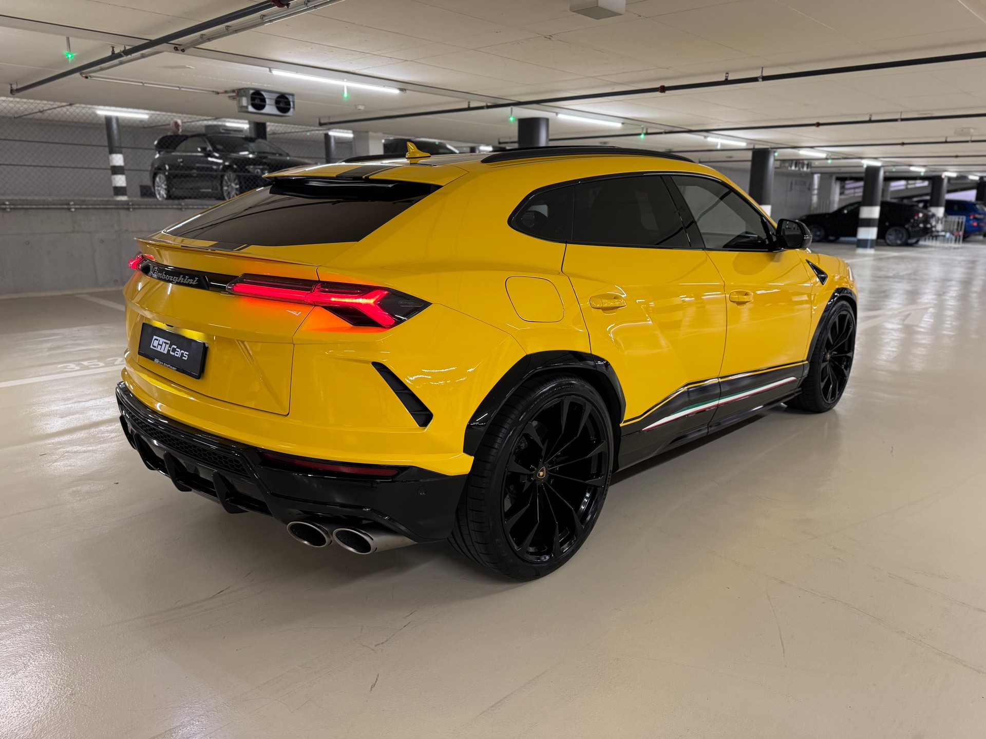 LAMBORGHINI Urus E-Gear-image-4