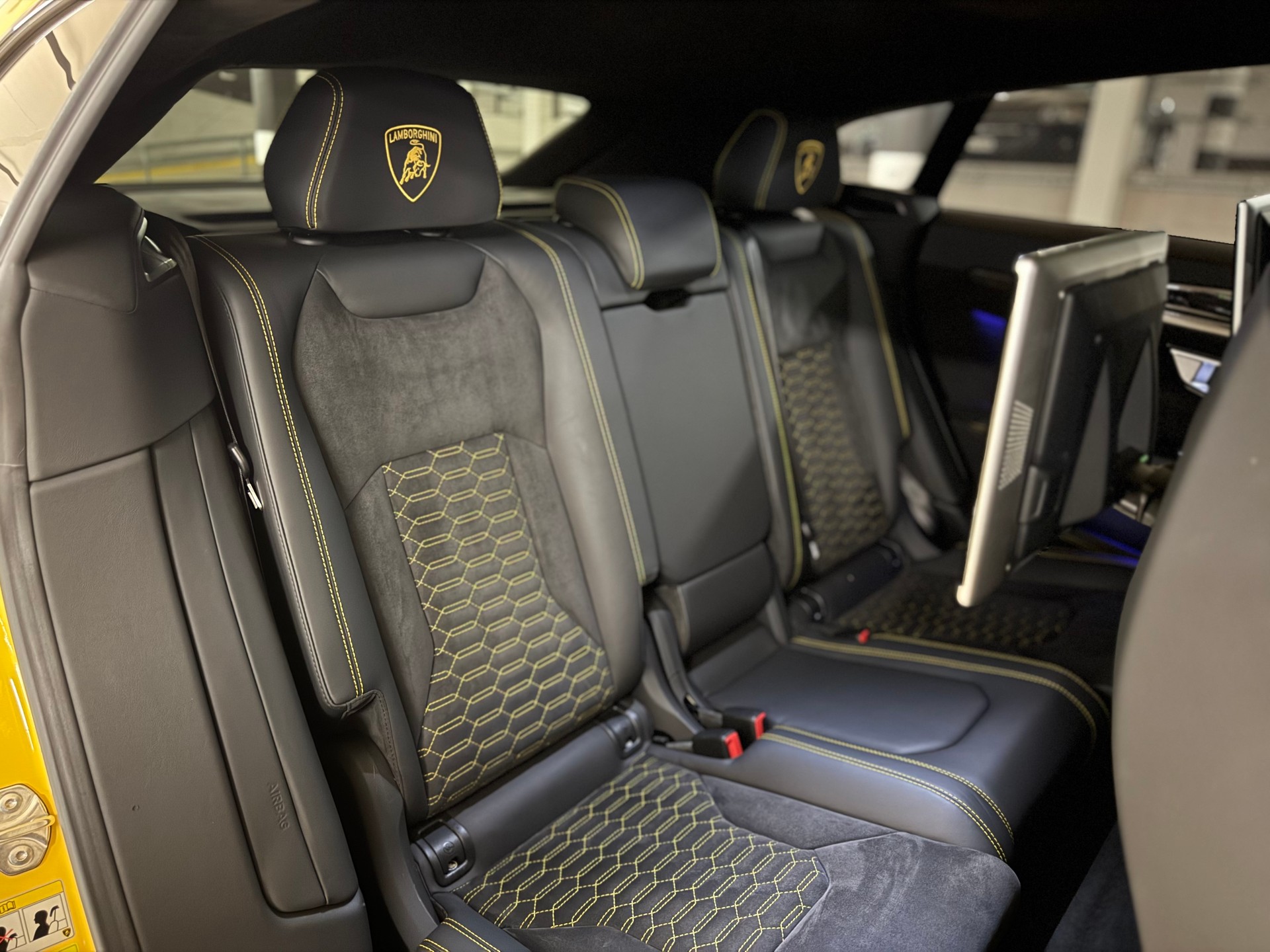 LAMBORGHINI Urus E-Gear-image-16
