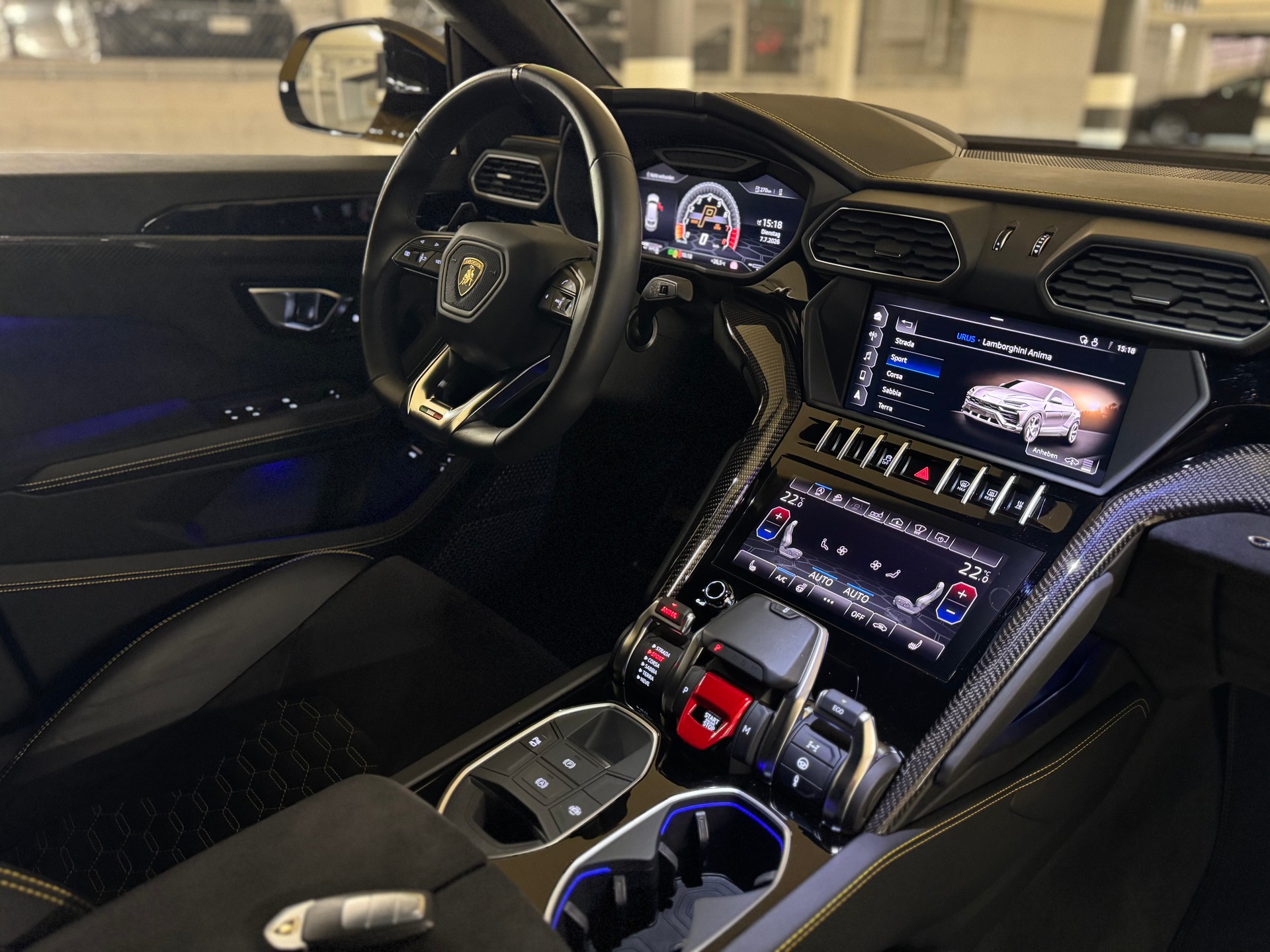 LAMBORGHINI Urus E-Gear-image-11
