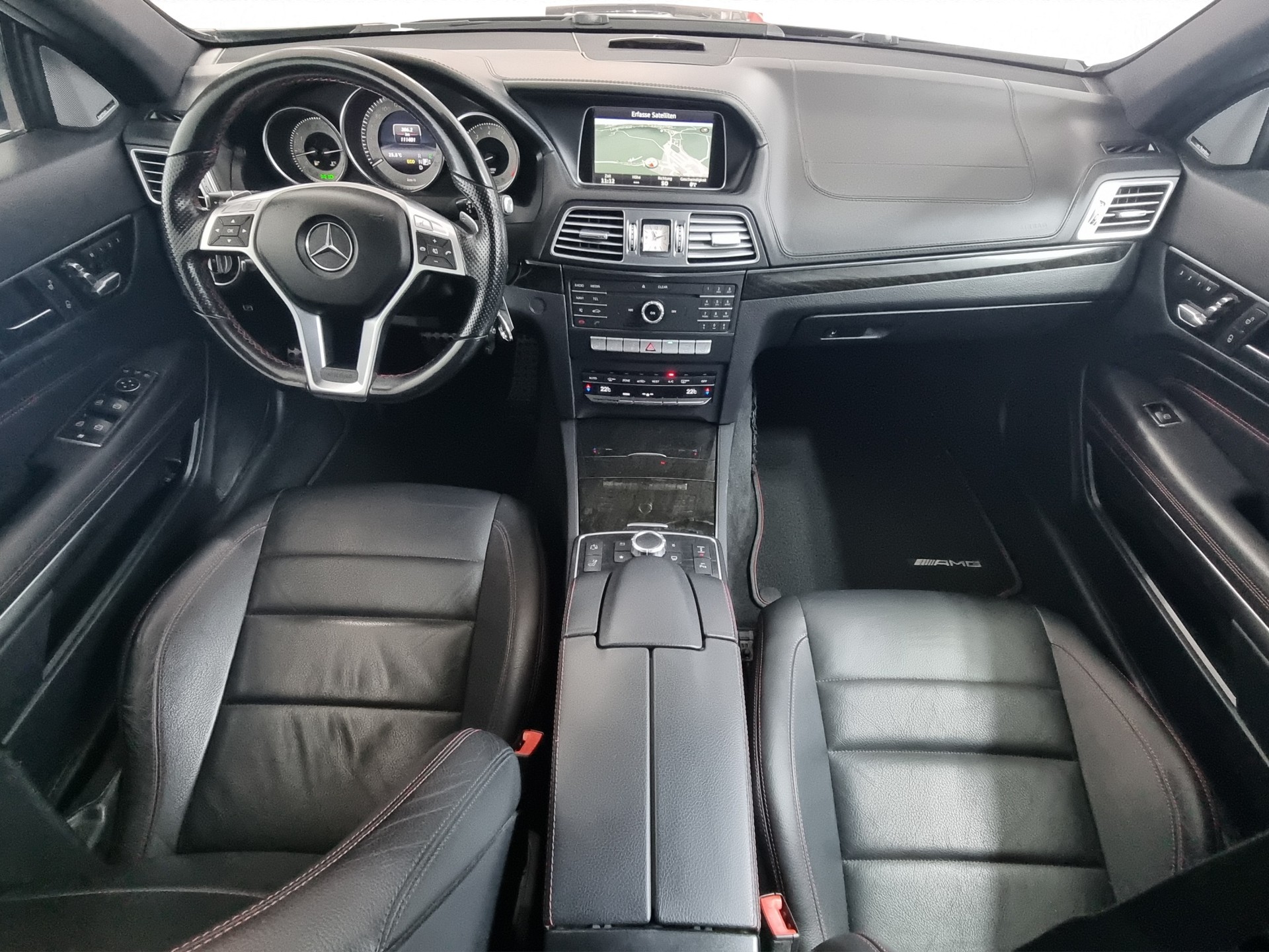 MERCEDES-BENZ E 250 A207 Cabriolet-image-7