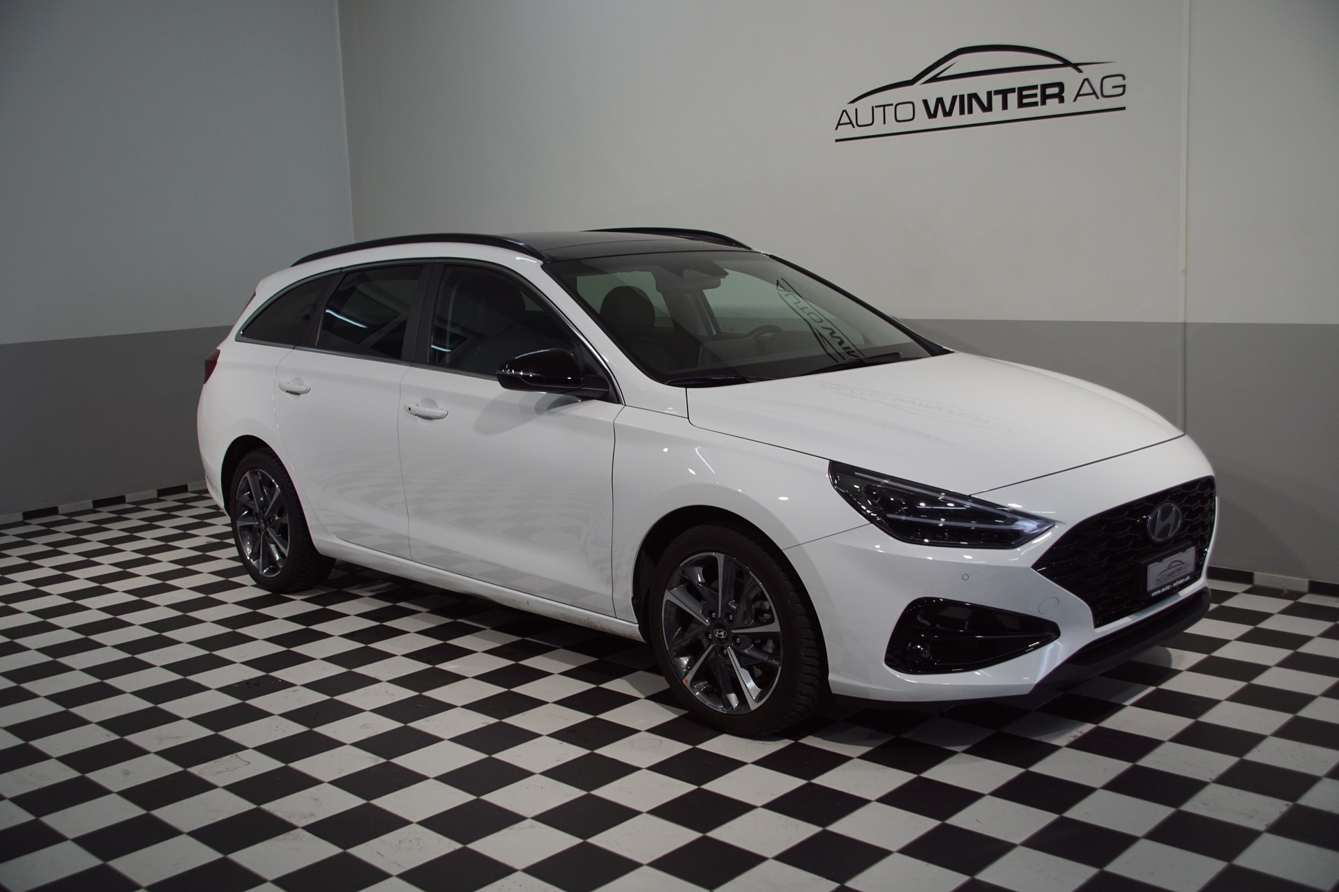 HYUNDAI i30 Wagon 1.5 T-GDi Vertex 48V MH DCT *swiss*-showroom-element-1