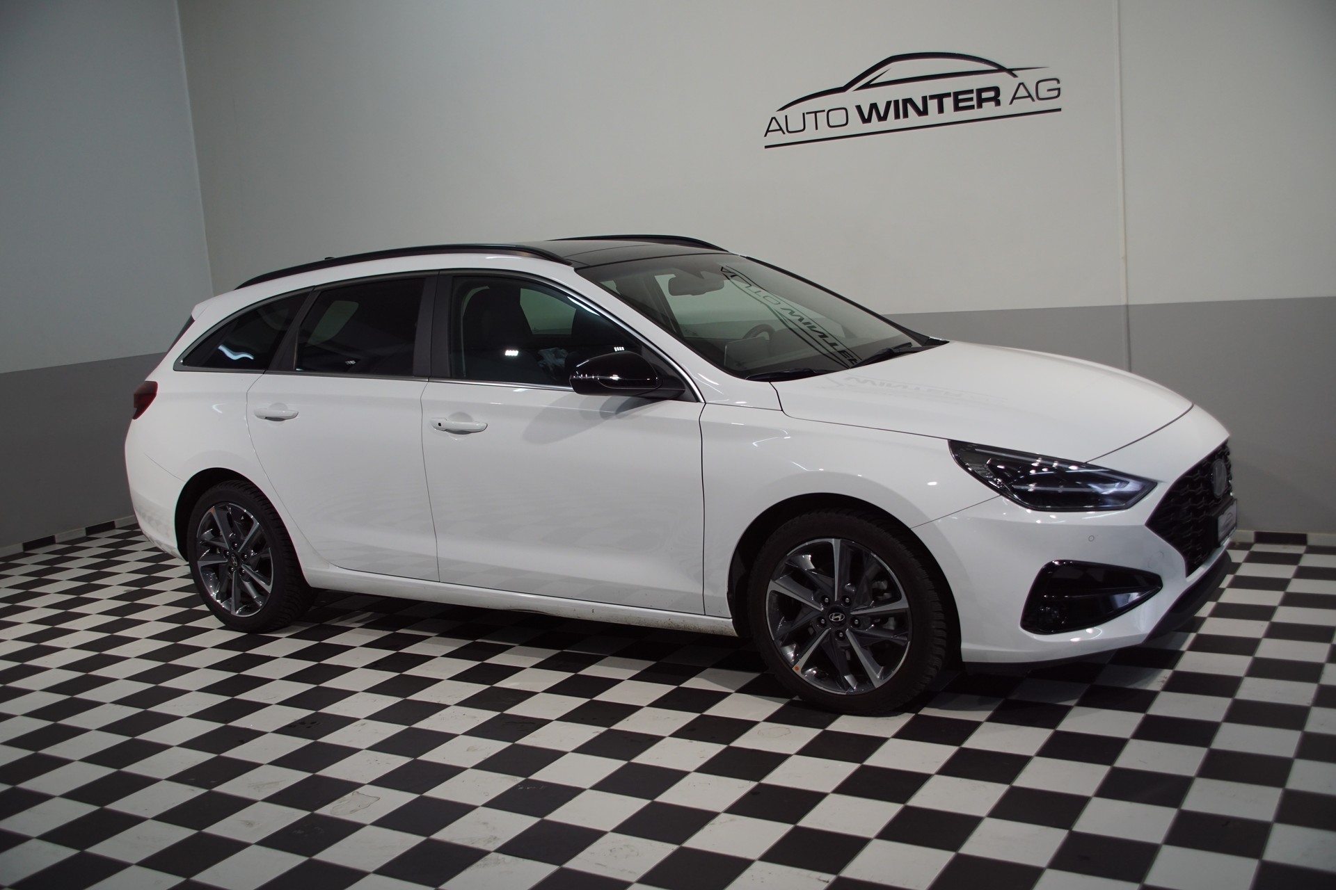 HYUNDAI i30 Wagon 1.5 T-GDi Vertex 48V MH DCT *swiss*-showroom-element-3