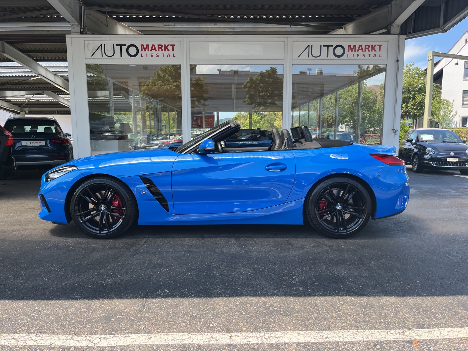 BMW Z4 sDrive 20i M Sport-showroom-element-1