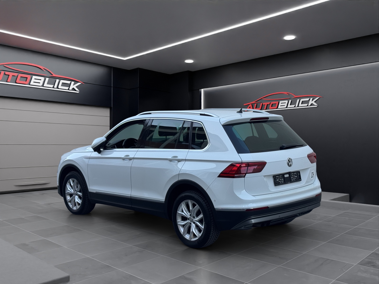 VW Tiguan 2.0 TDI 190-PS SCR Highline 4Motion DSG-showroom-element-1
