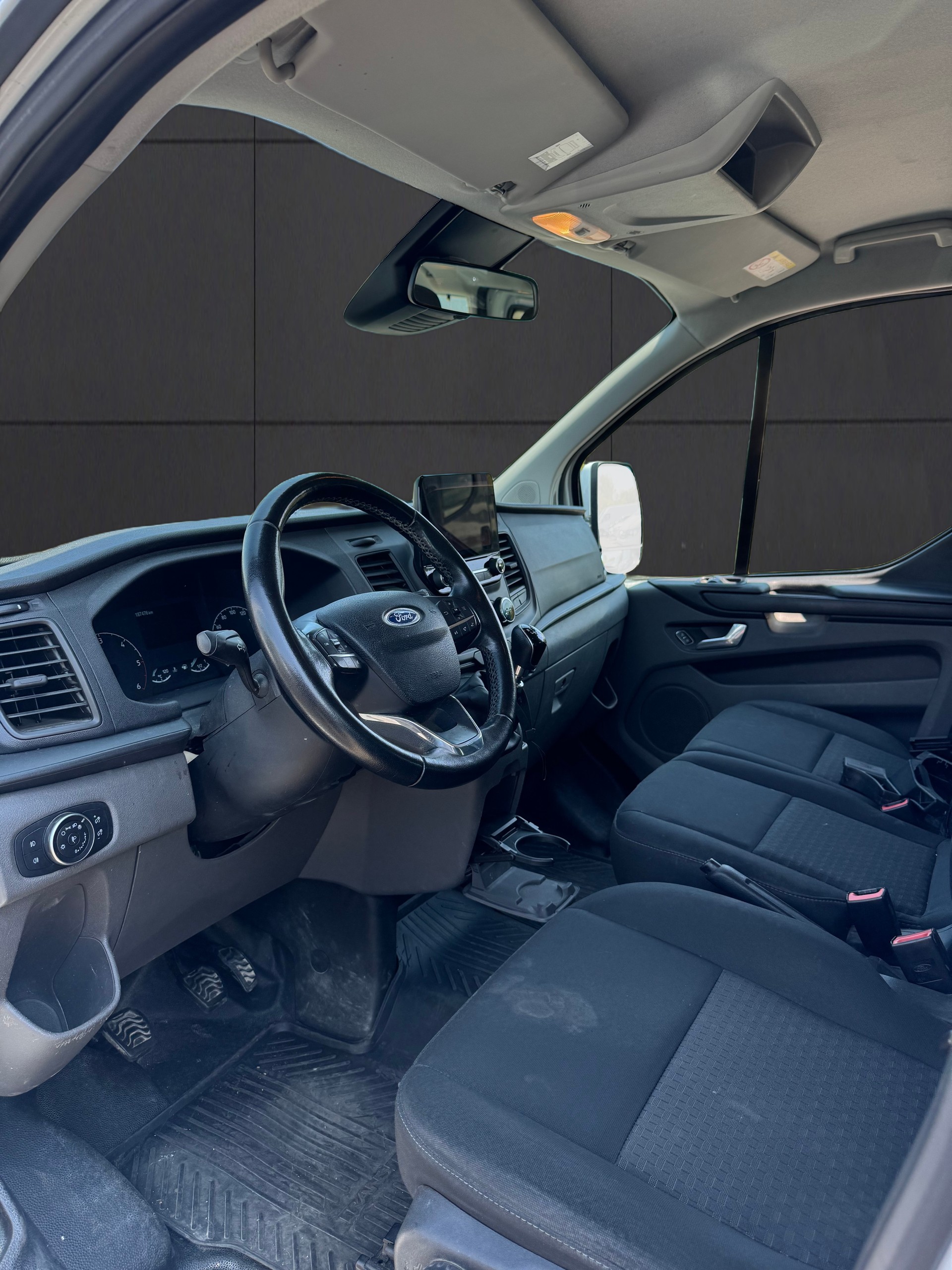 FORD Transit Custom 320 L1H1 Trend - Expertise 2026 - Service à jour-image-4