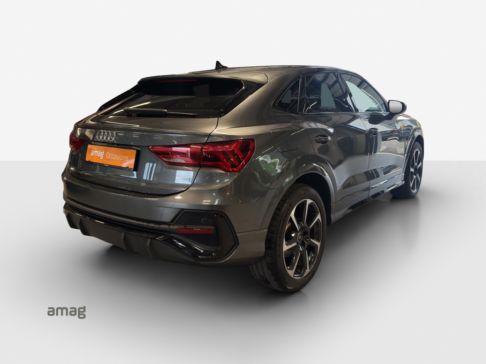 AUDI Q3 Sportback 35 TFSI S line Attraction S-tronic-image-4